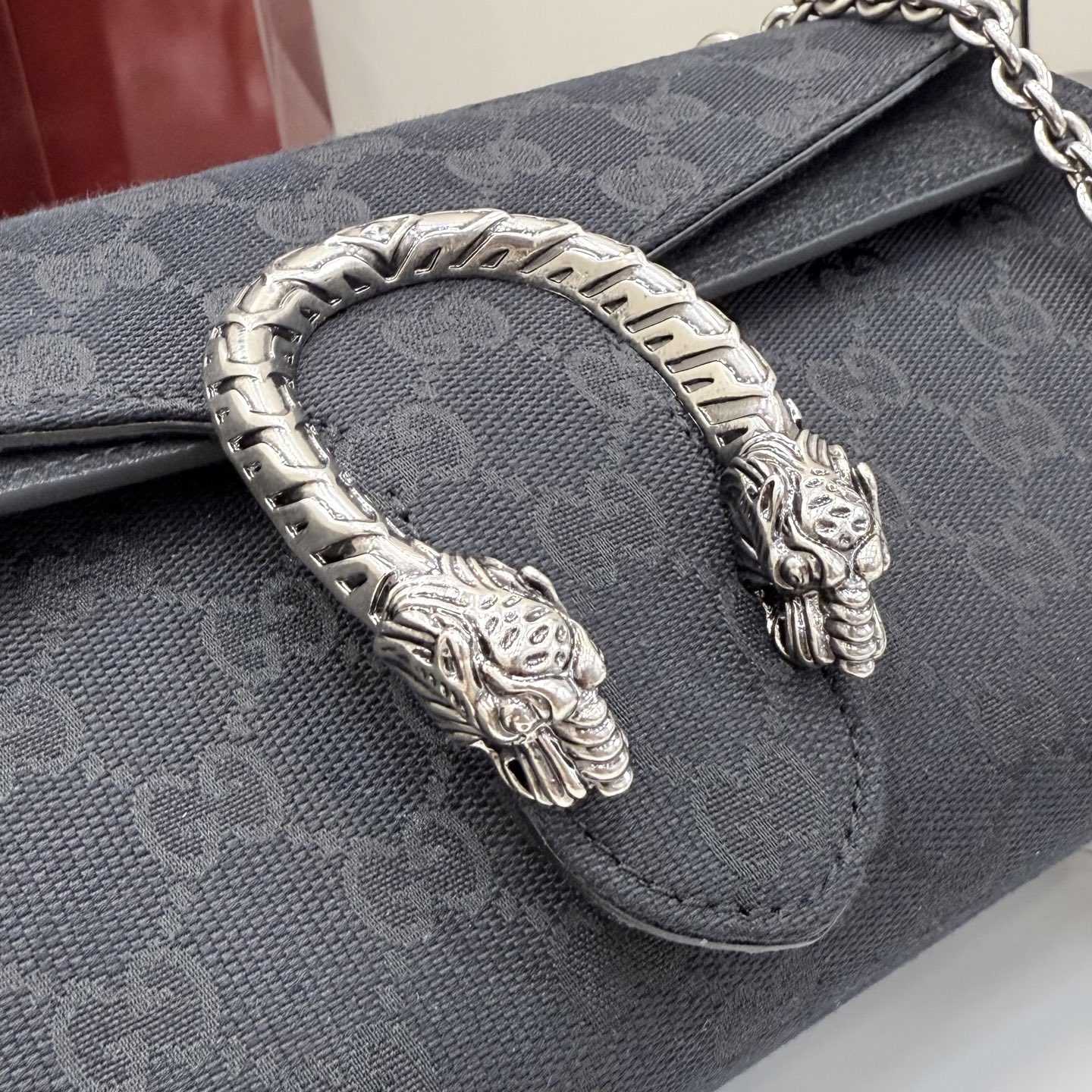 Gucci Dionysus Medium Shoulder Bag - DesignerGu