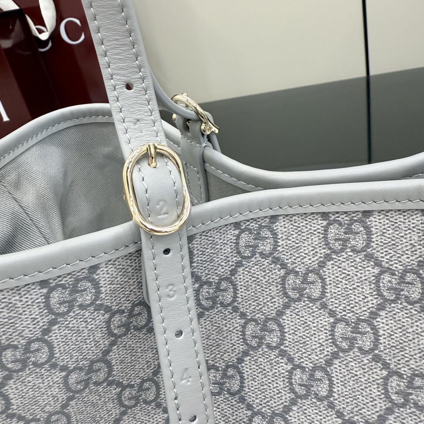 Gucci GG Emblem Small Tote Bag 815214 - DesignerGu