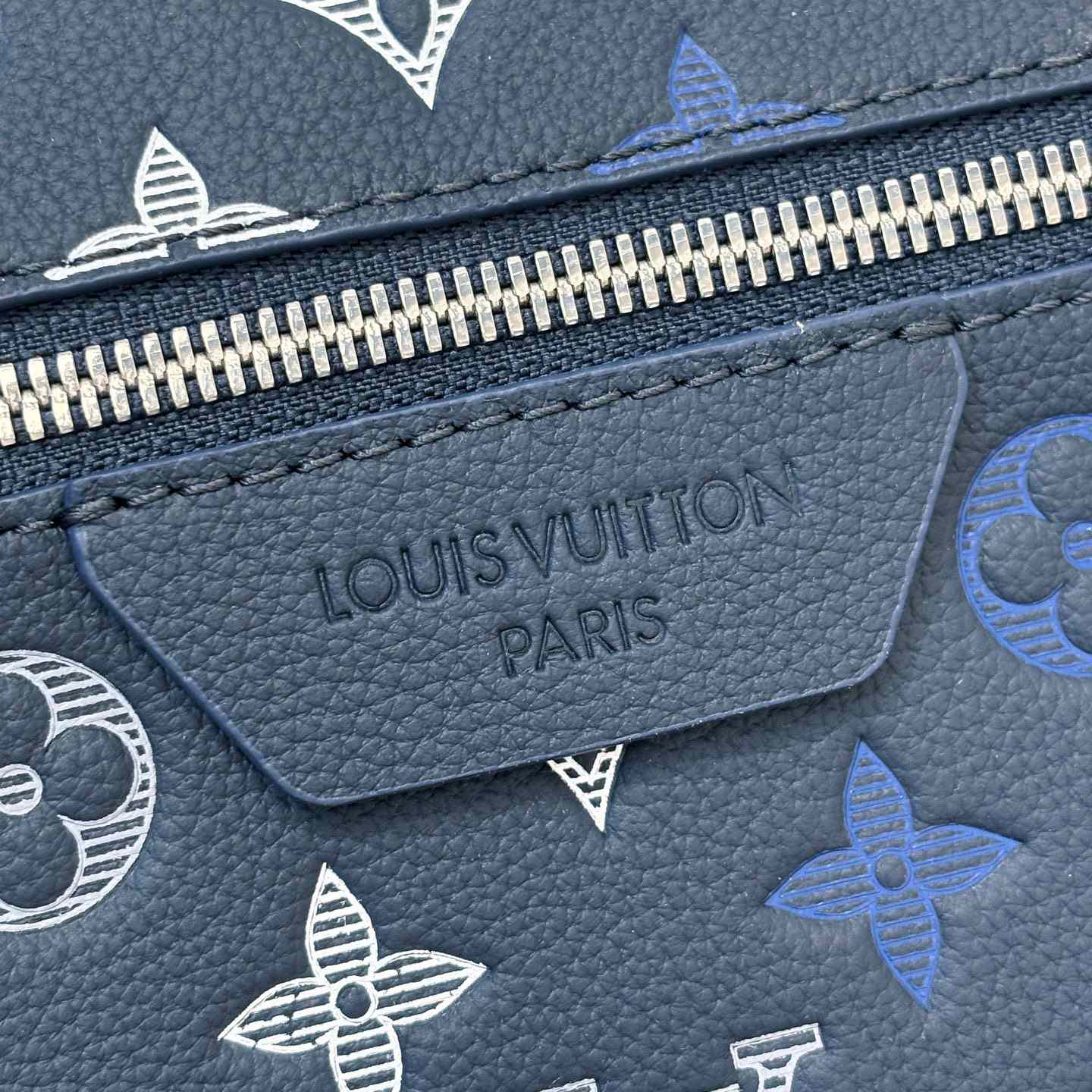 Louis Vuitton Discovery Backpack PM M28575 - DesignerGu