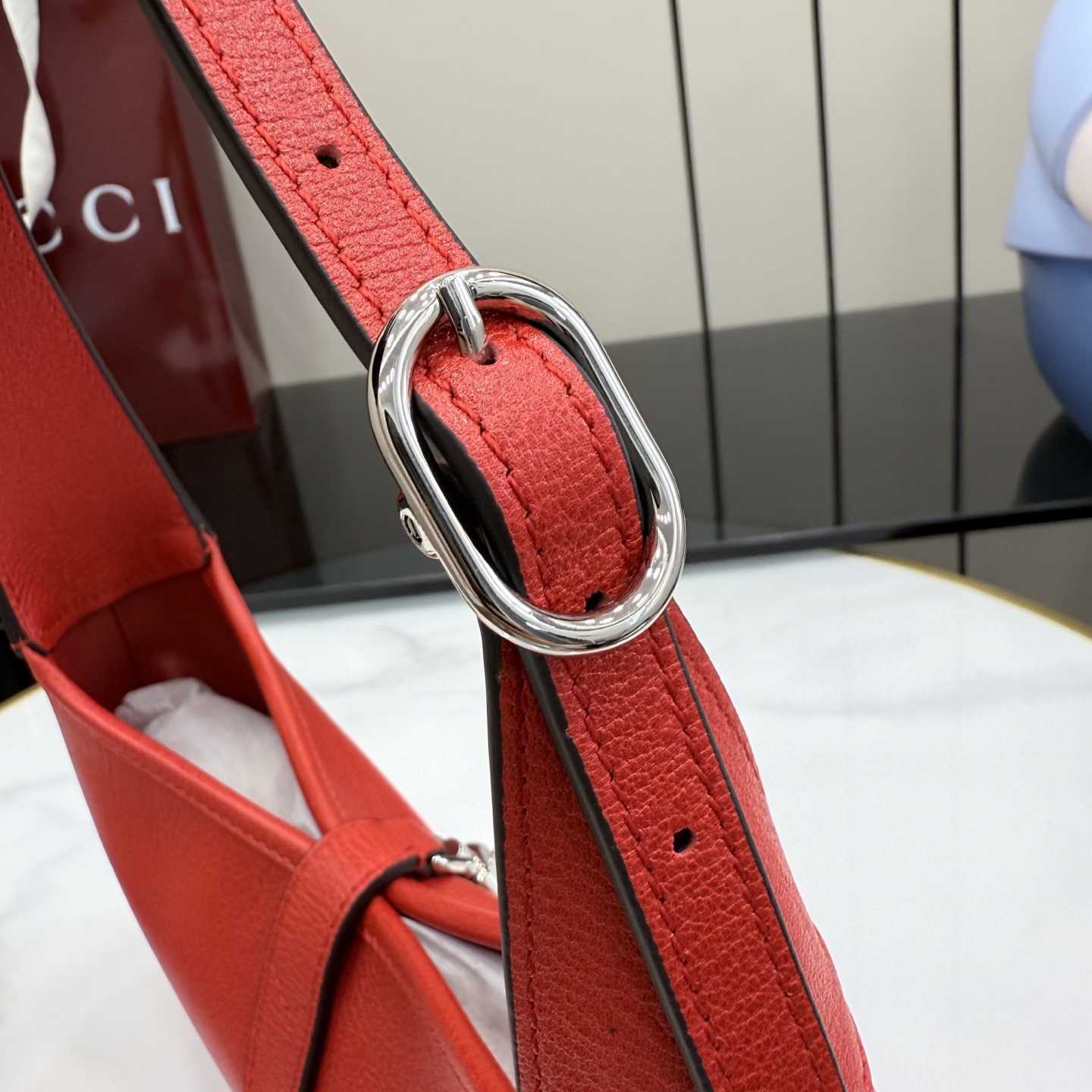 Gucci Jackie Slim Medium Shoulder Bag  - DesignerGu