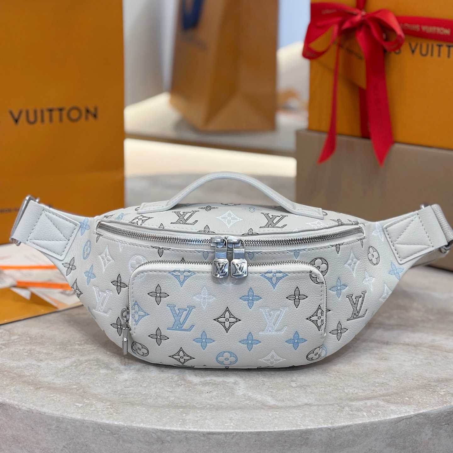 Louis Vuitton Rush Bumbag M28619 - DesignerGu