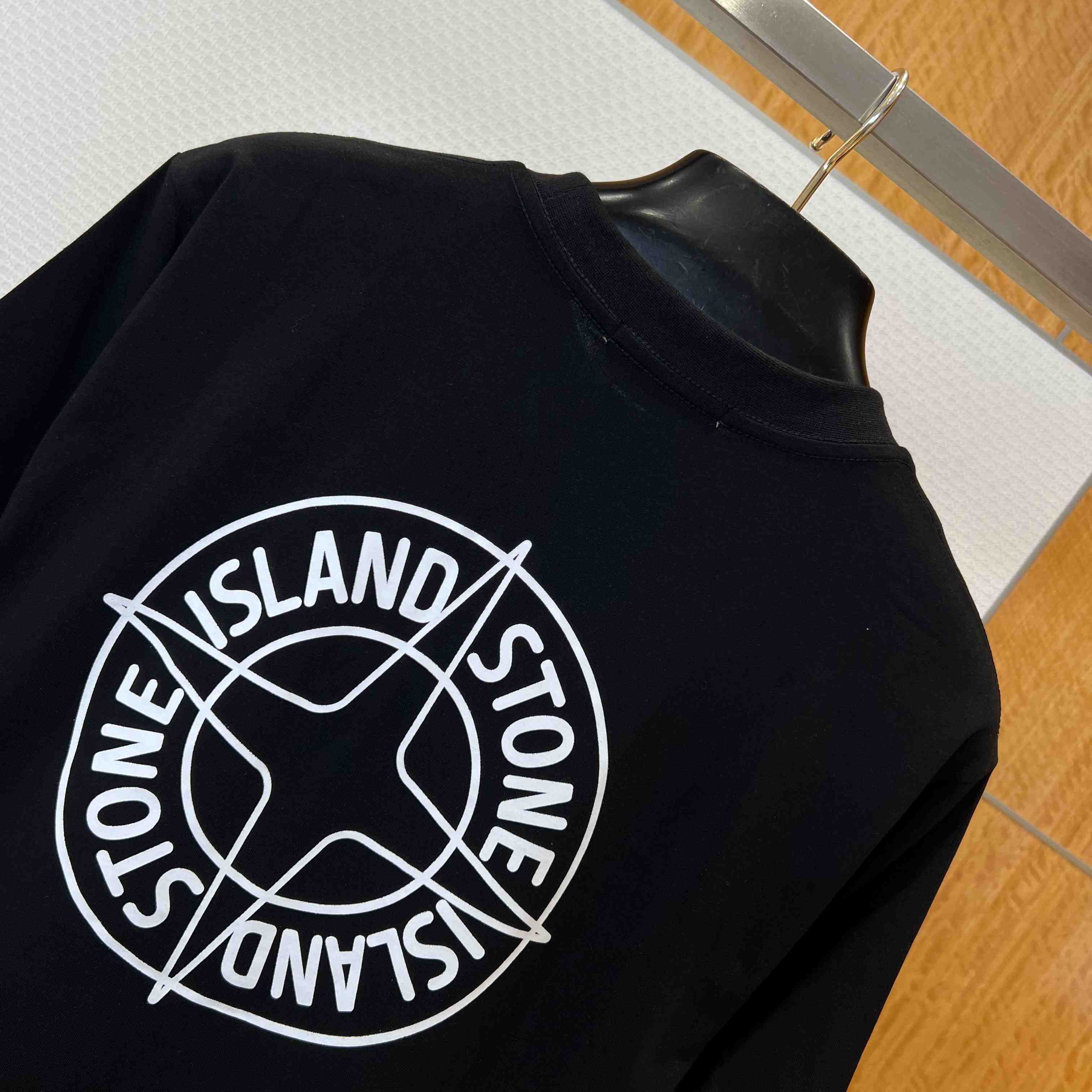 Stone Island Cotton Logo T-shirt - DesignerGu