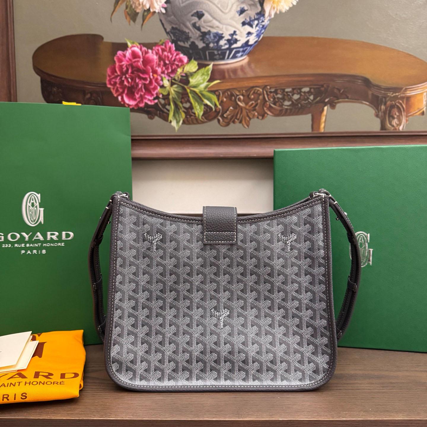 Goyard Musette Bag - DesignerGu