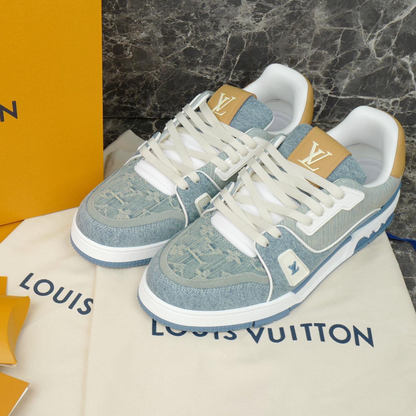 Louis Vuitton LV Trainer Sneaker  1AKCFF - DesignerGu