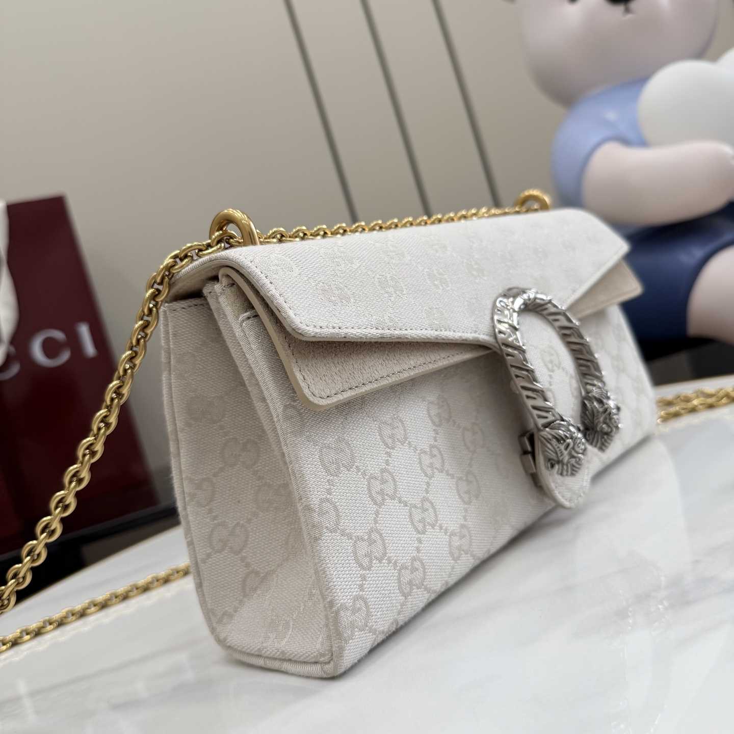 Gucci Dionysus Medium Shoulder Bag - DesignerGu