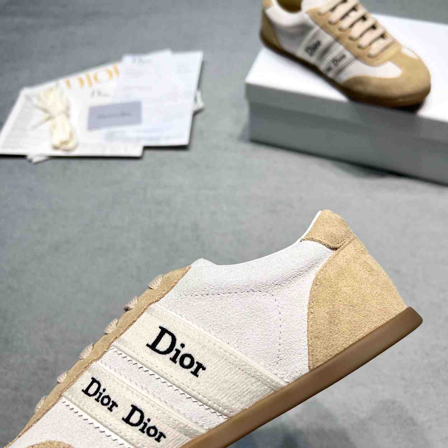 Dior Ribbon Sneaker - DesignerGu