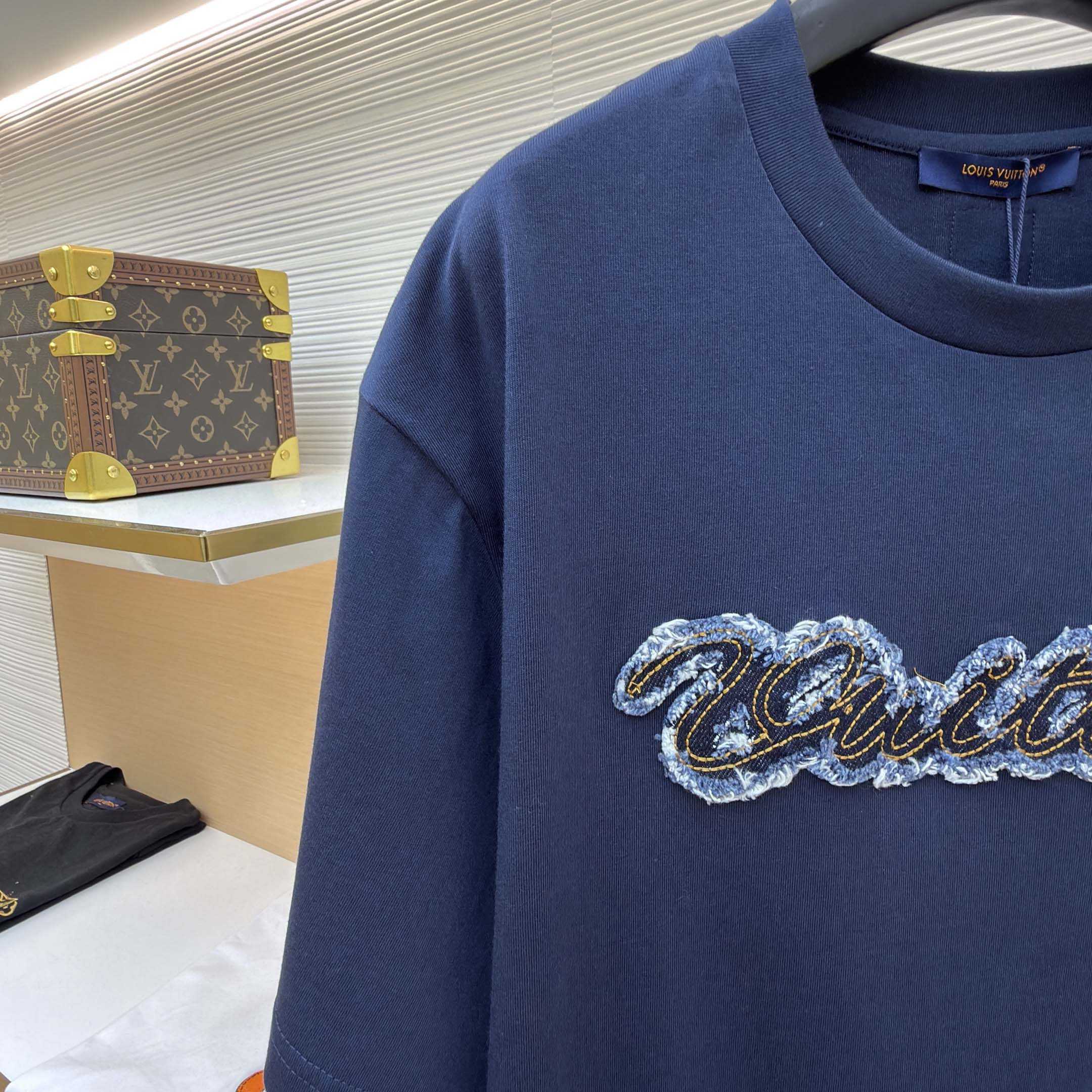 Louis Vuitton Denim Signature T-Shirt   1AK7HB - DesignerGu
