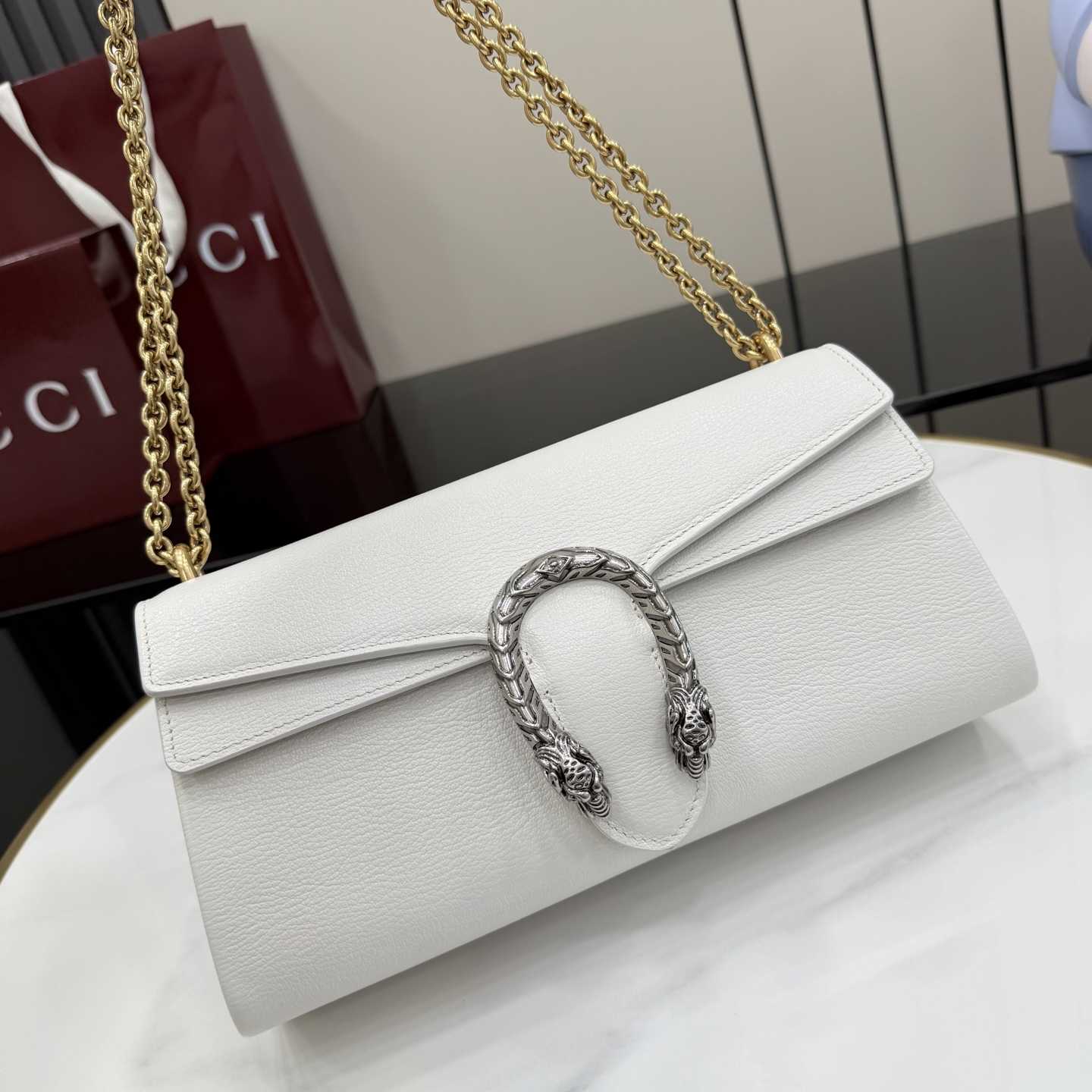 Gucci Dionysus Medium Shoulder Bag - DesignerGu