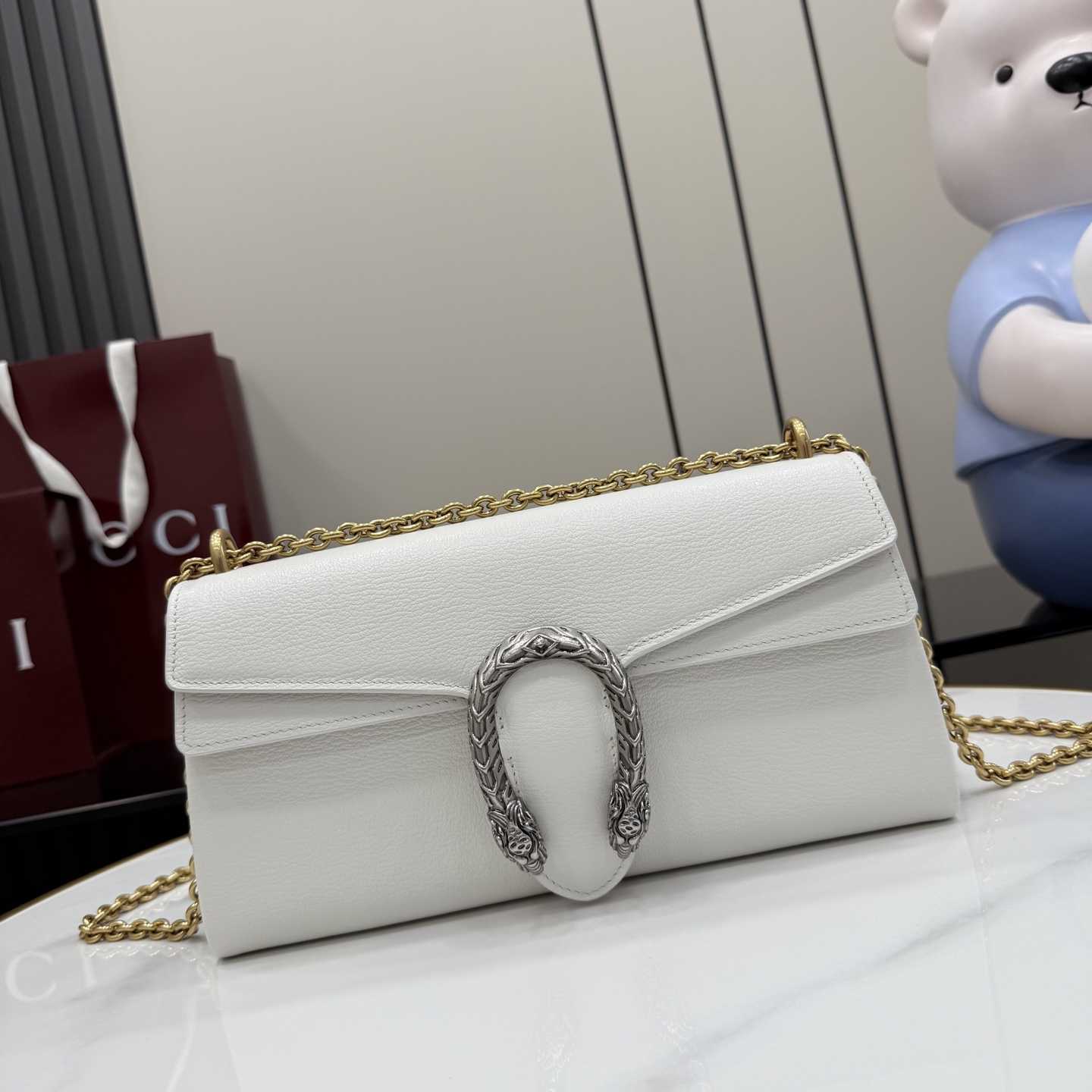 Gucci Dionysus Medium Shoulder Bag - DesignerGu