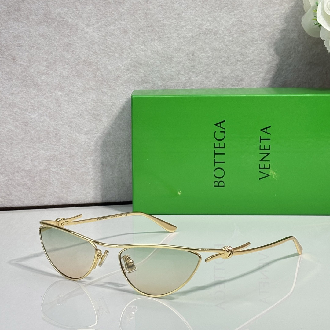 Bottega Veneta BV2890S  Sunglasses   - DesignerGu