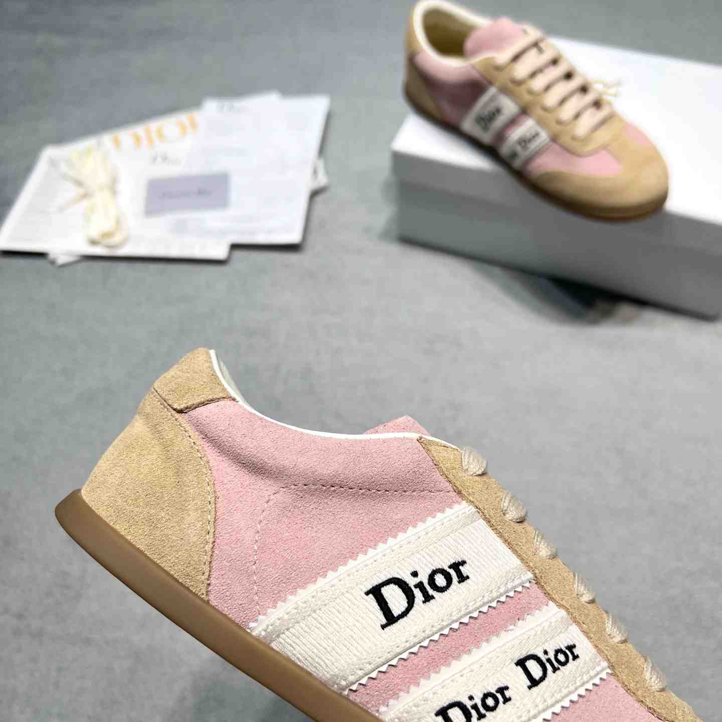 Dior Ribbon Sneaker - DesignerGu