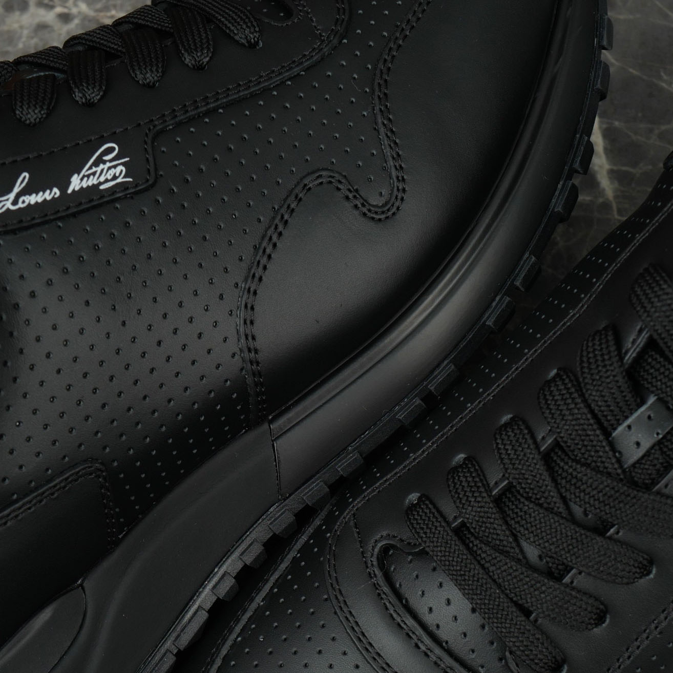 Louis Vuitton Run Away Sneaker   1AKBKM - DesignerGu