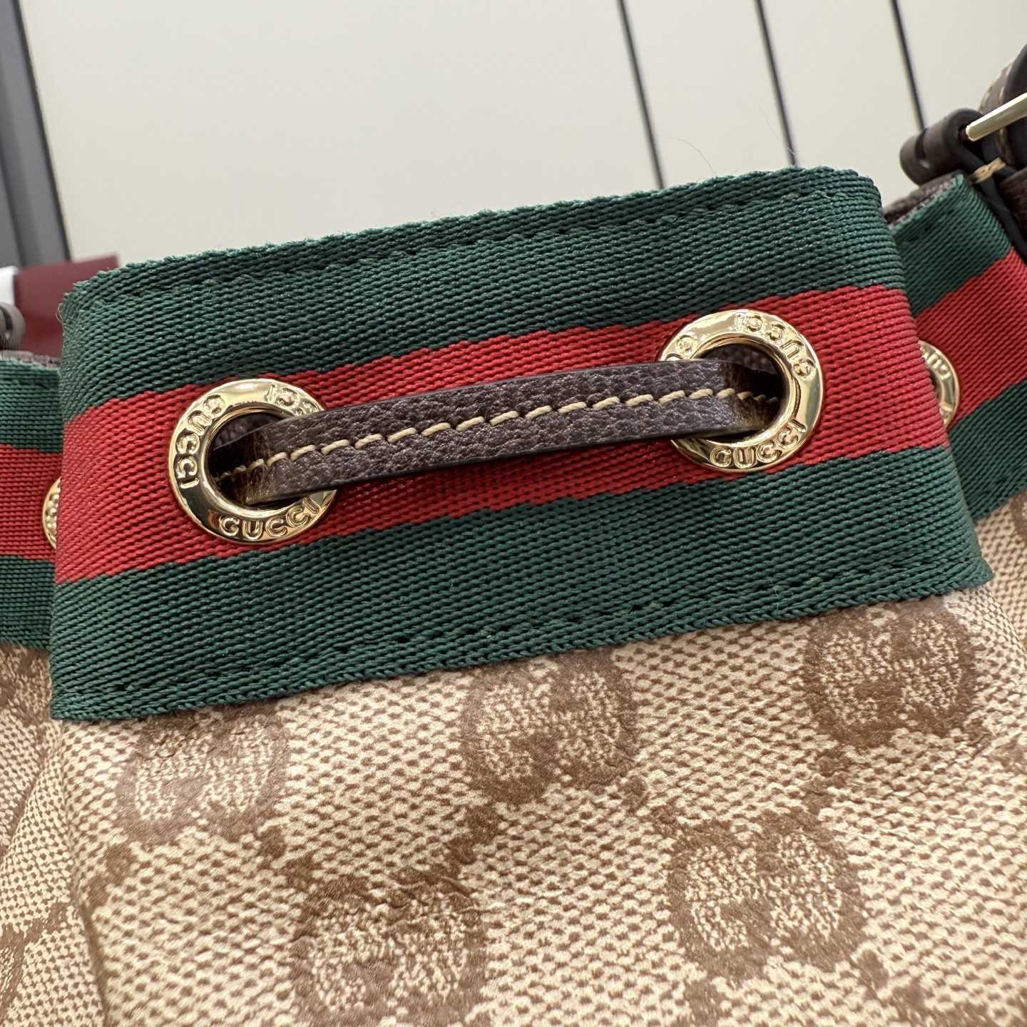 Gucci Venice Small Bucket Bag - DesignerGu