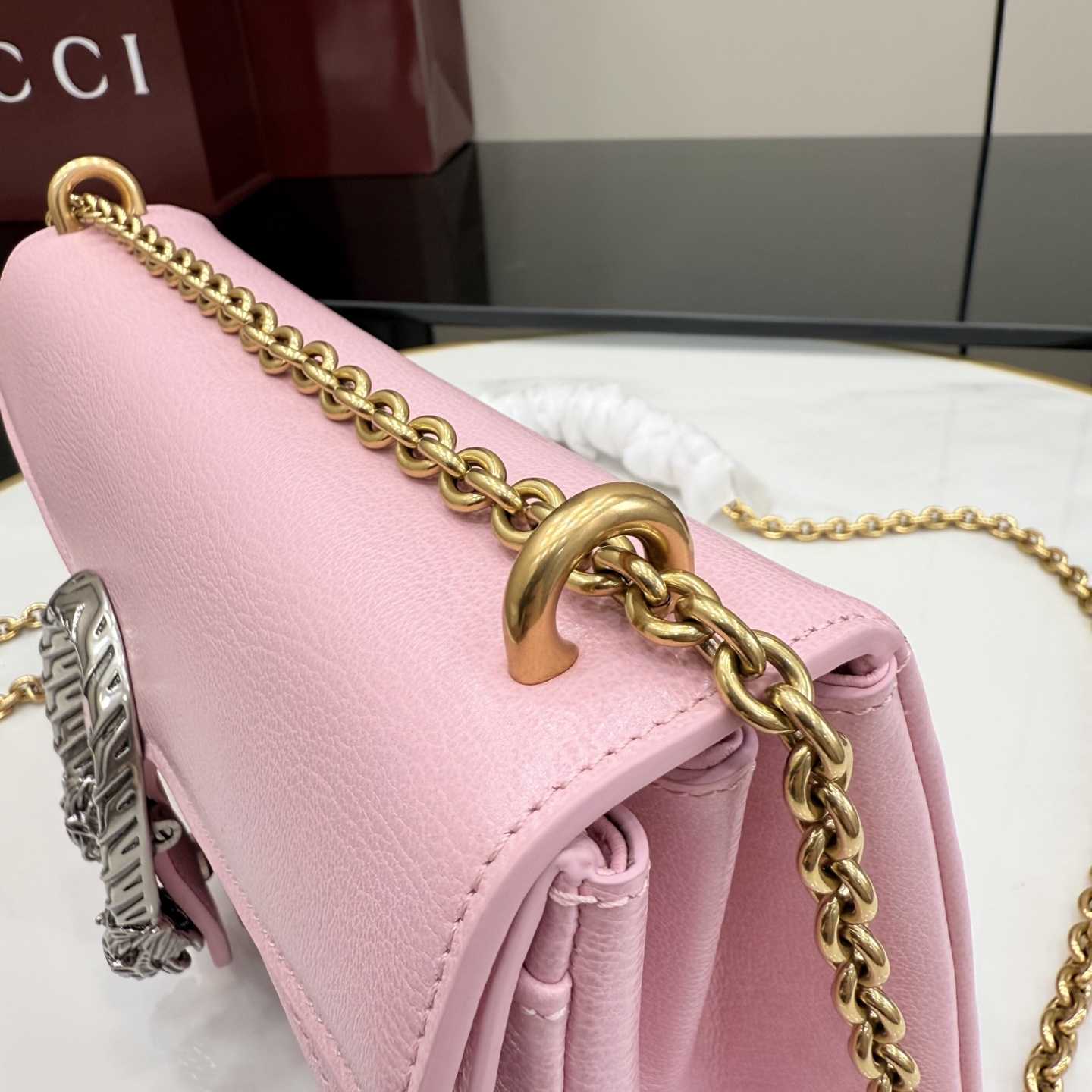 Gucci Dionysus Medium Shoulder Bag - DesignerGu