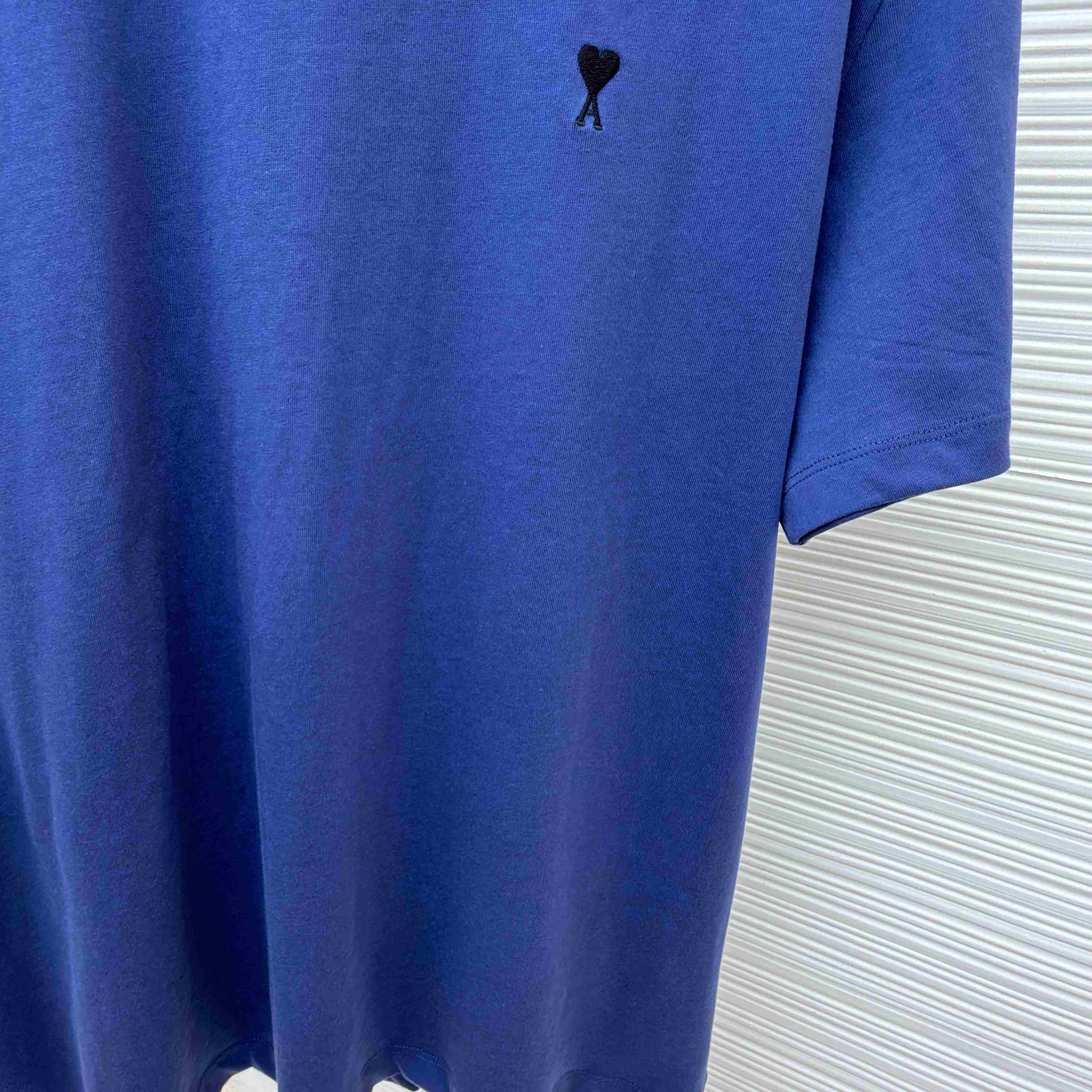 AMI Paris Blue Cotton Ami De Coeur T-shirt - DesignerGu
