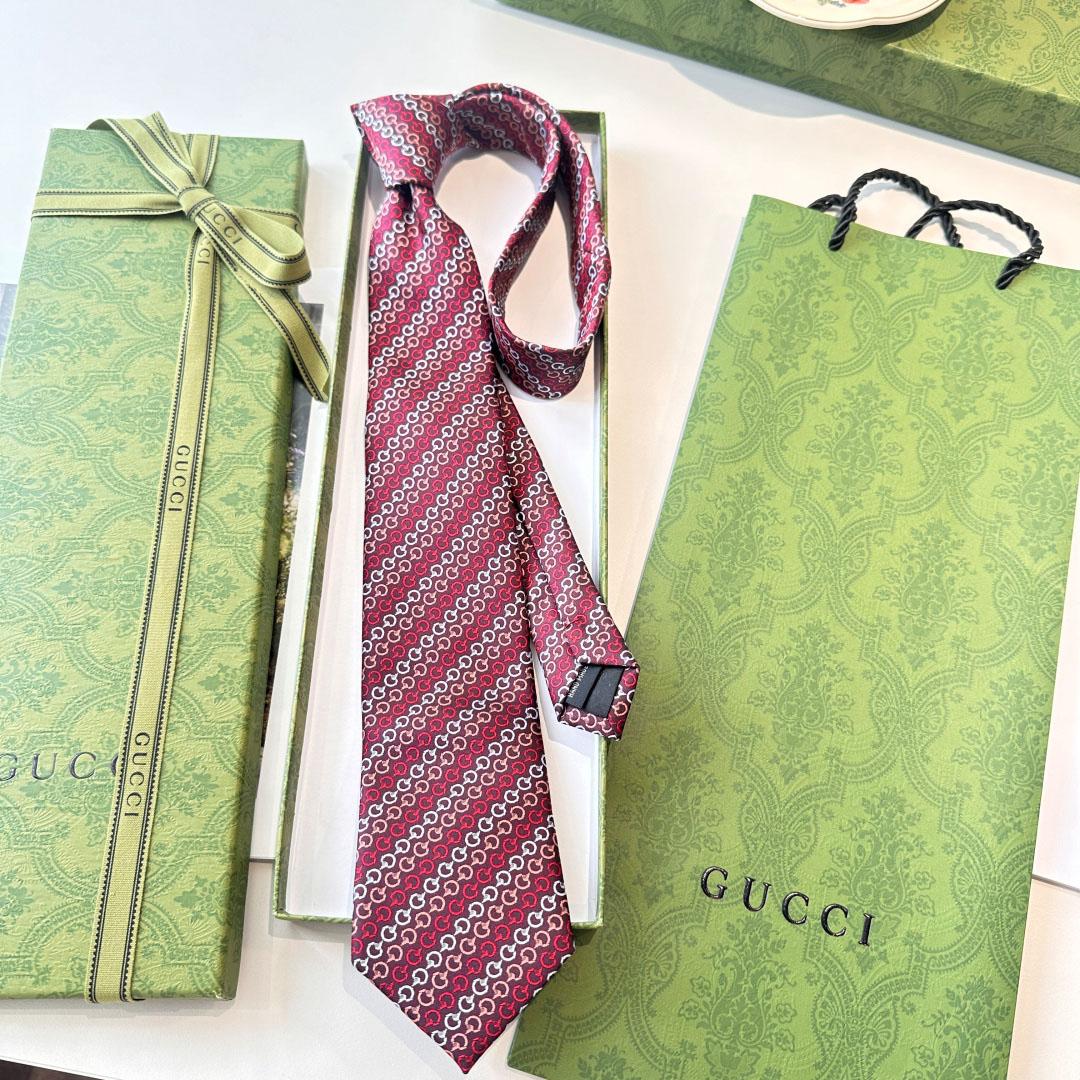 Gucci Horse-Bit Chain Tie - DesignerGu
