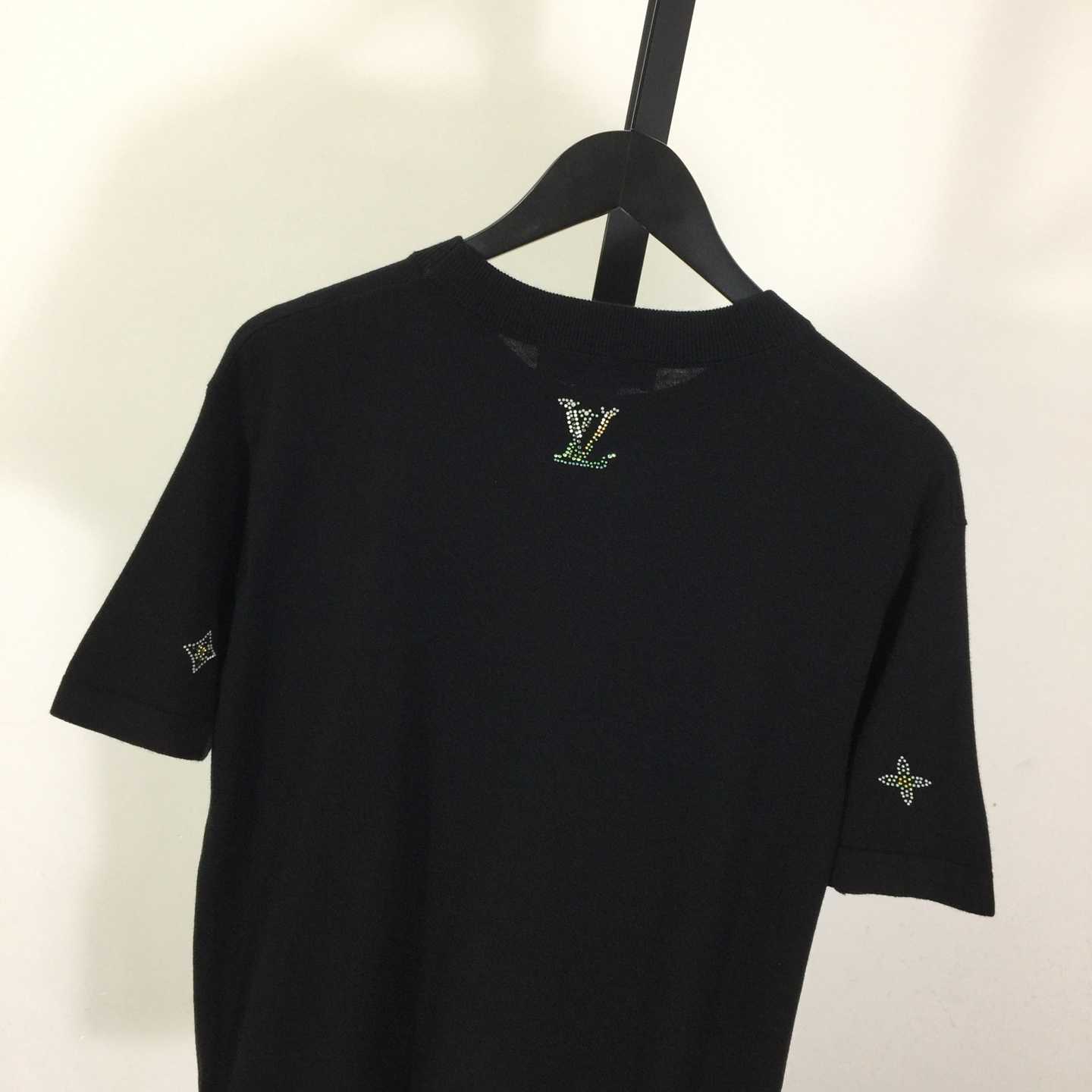 Louis Vuitton Embellished Short-Sleeved Crewneck   1AJR09 - DesignerGu