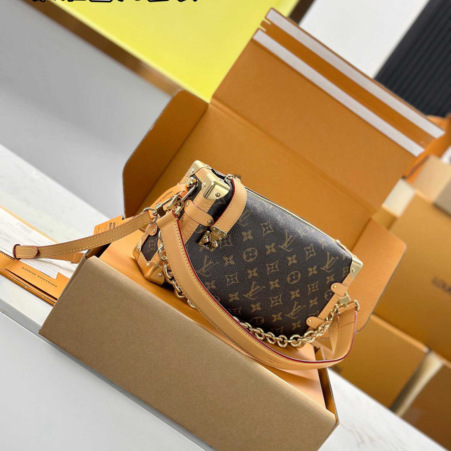 Louis Vuitton Side Trunk MM East West M28385 - DesignerGu
