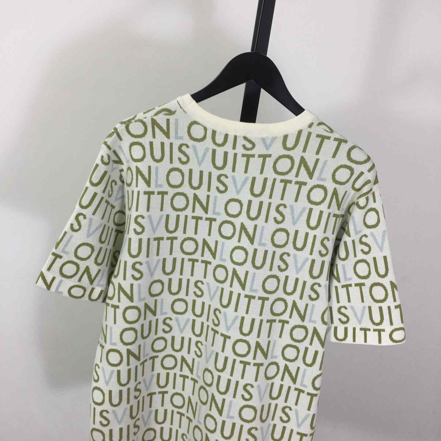 Louis Vuitton Jacquard Signature Short-Sleeved Crewneck   1AJTX2 - DesignerGu
