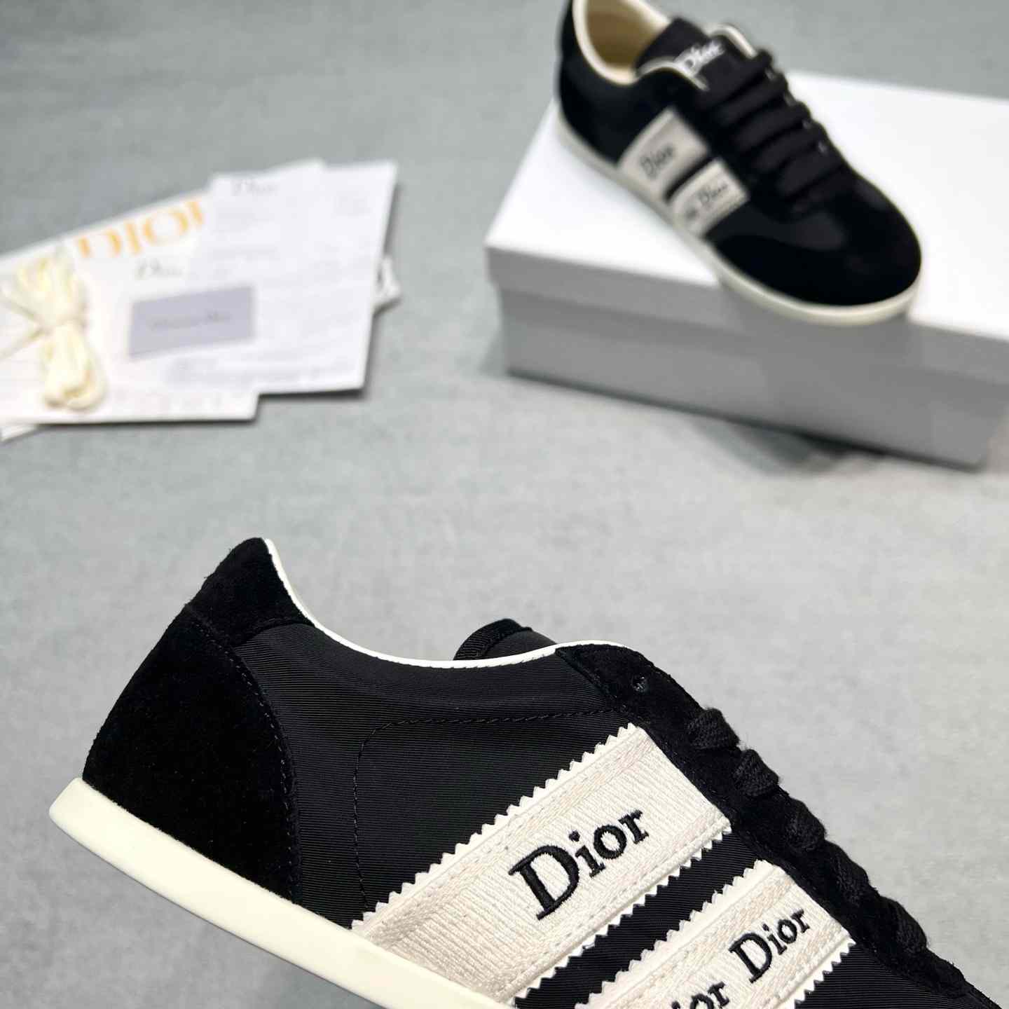 Dior Ribbon Sneaker - DesignerGu