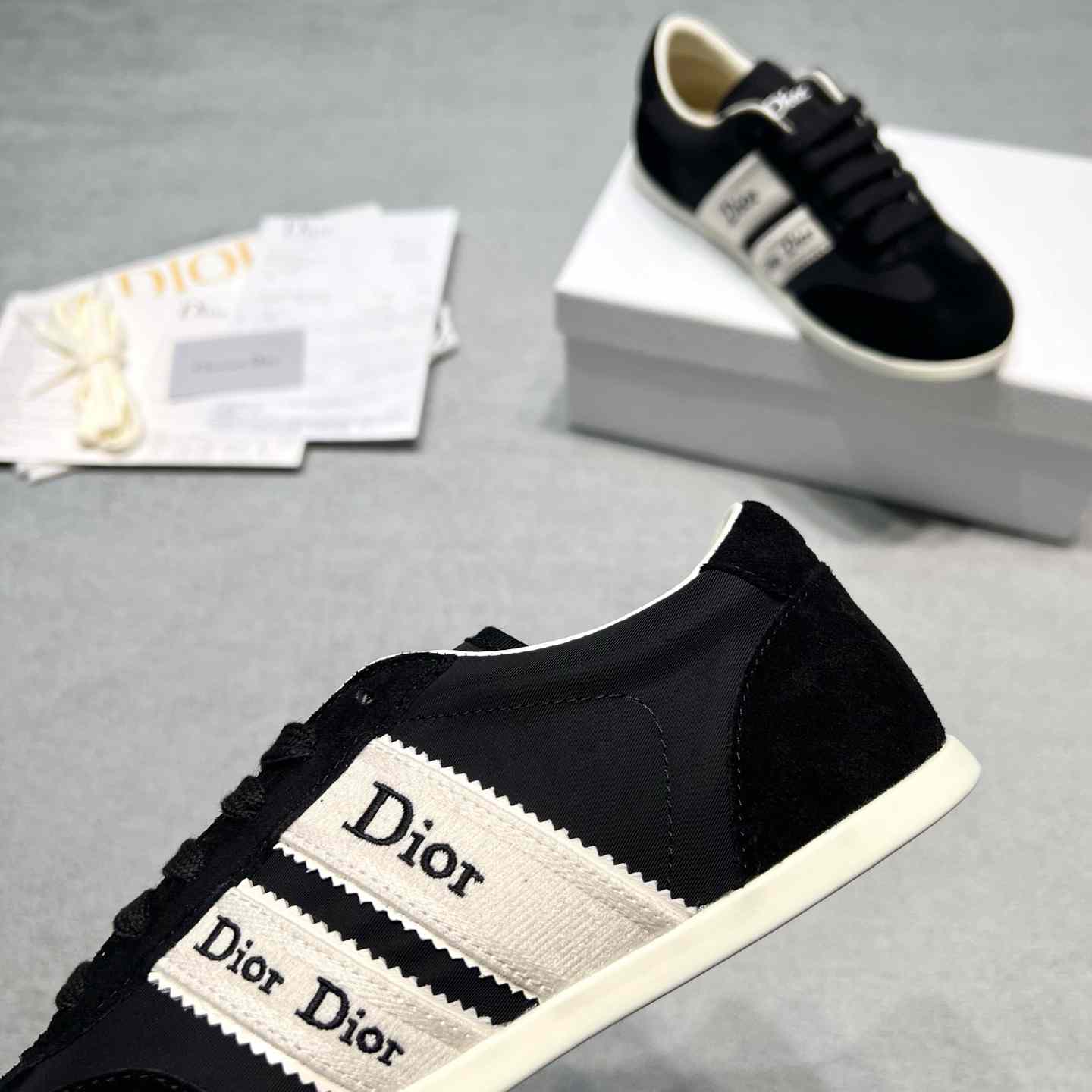 Dior Ribbon Sneaker - DesignerGu