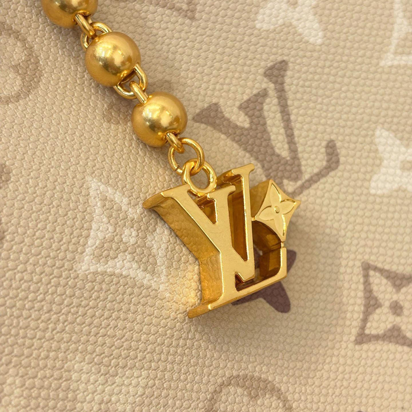 Louis Vuitton Vagabond Hobo M26931 - DesignerGu