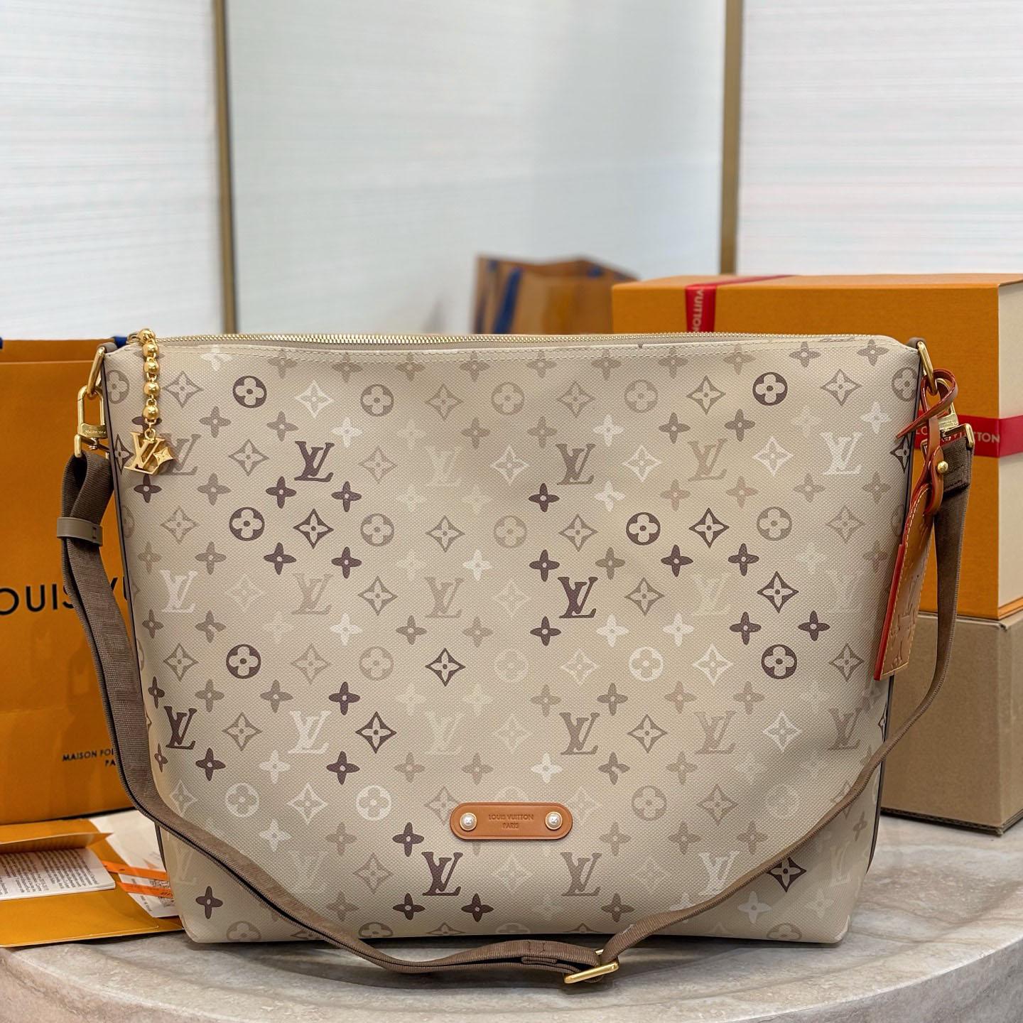 Louis Vuitton Vagabond Hobo M26931 - DesignerGu