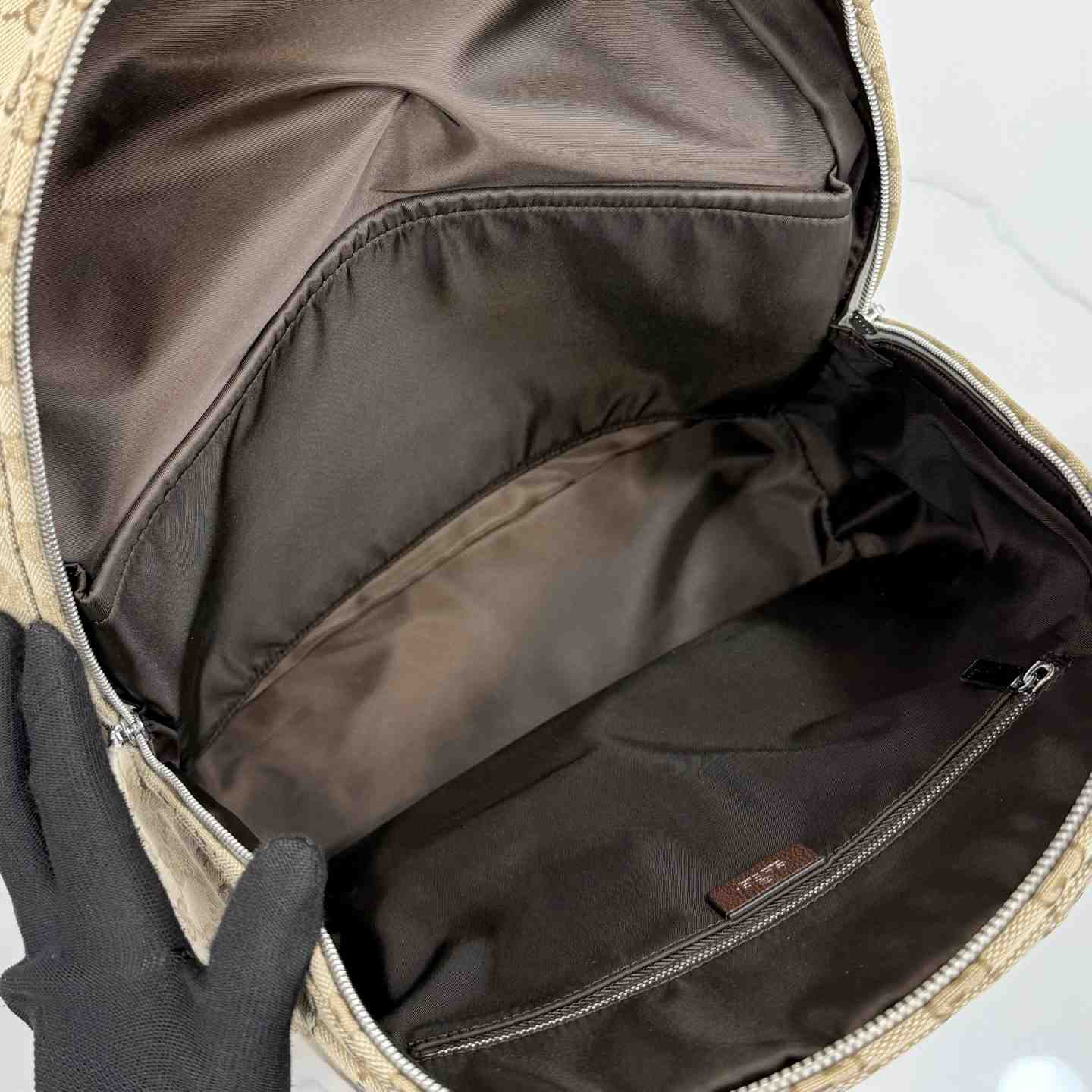 Gucci Large Gucci Tag Backpack  875226 - DesignerGu