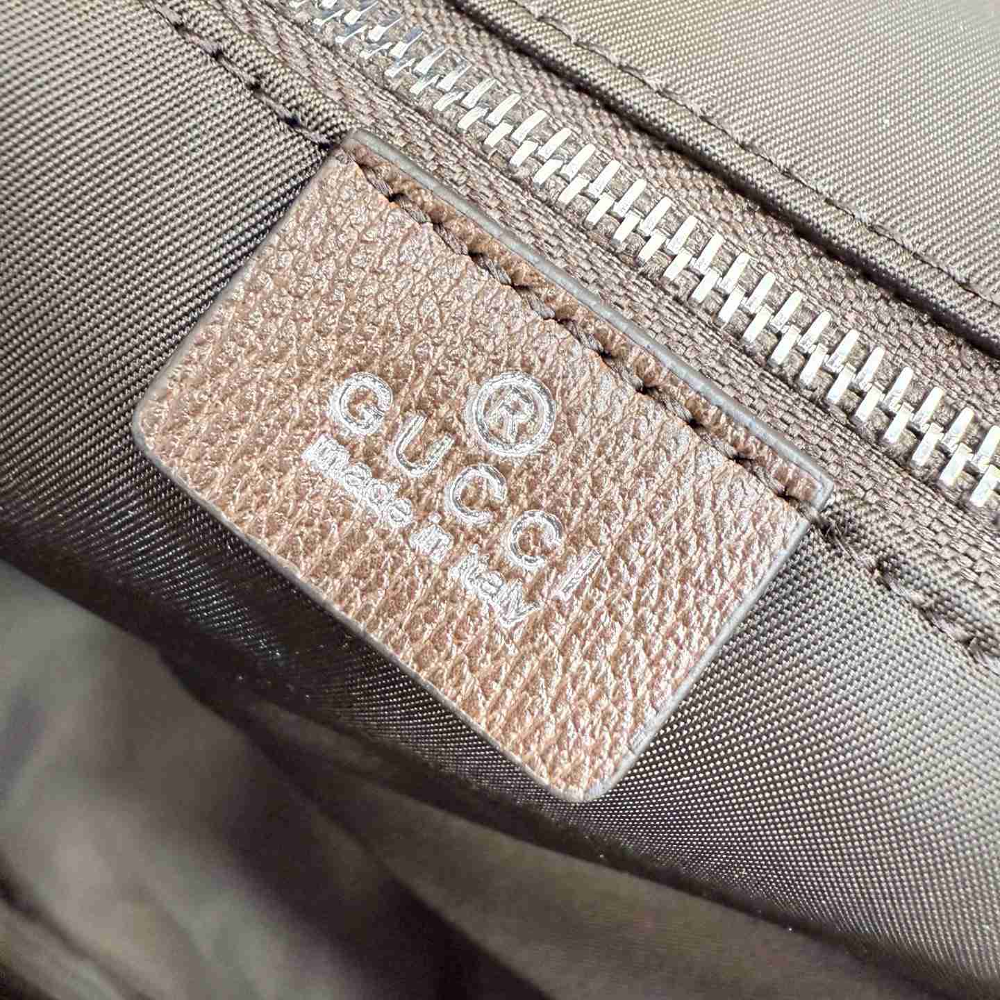 Gucci Large Gucci Tag Backpack  875226 - DesignerGu