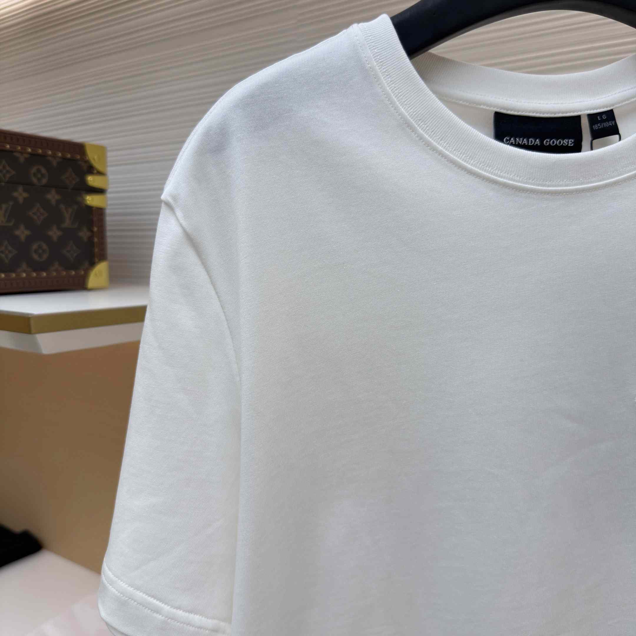 Canada Goose Logo-Embroidered T-shirt - DesignerGu