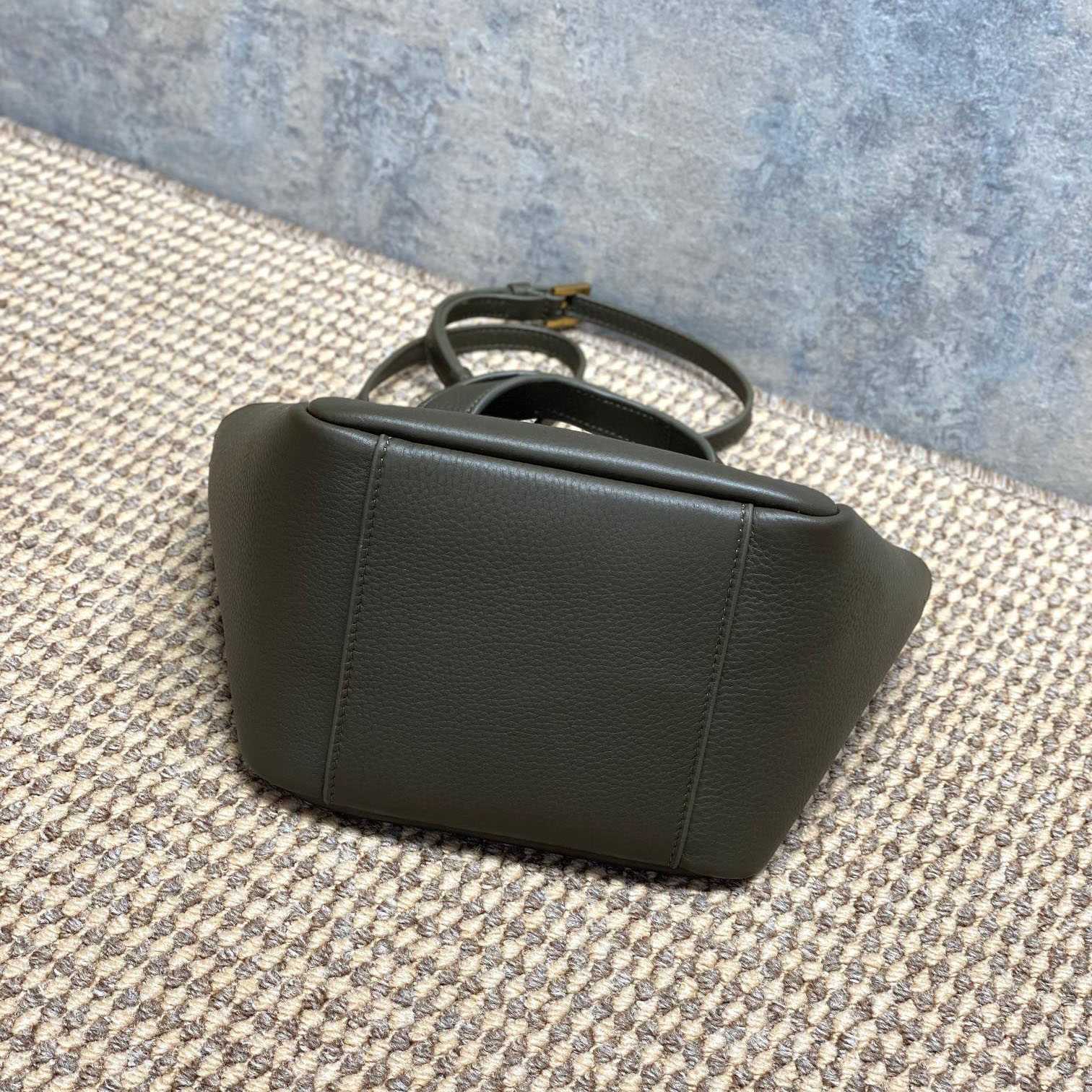 Saint Laurent LE 5 À 7 BABY BEA In Grained Leather - DesignerGu