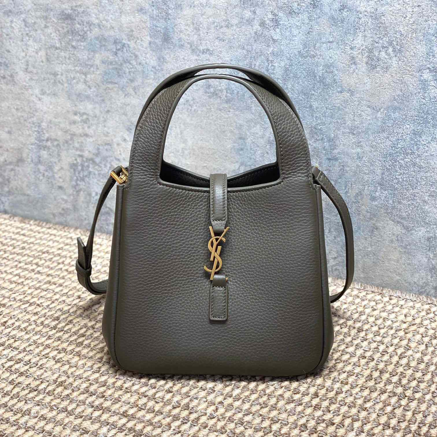 Saint Laurent LE 5 À 7 BABY BEA In Grained Leather - DesignerGu