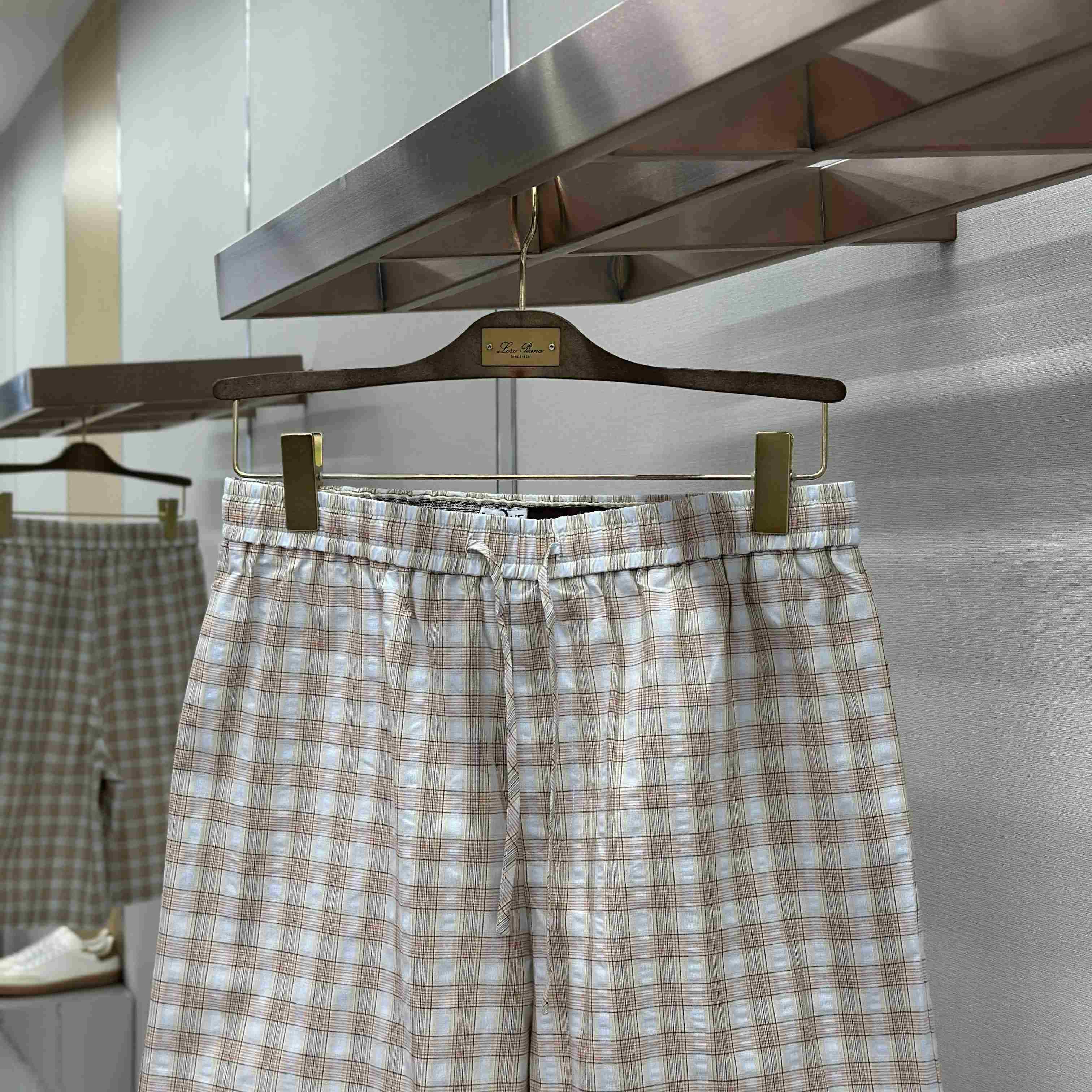 Loewe Shorts In Cotton - DesignerGu