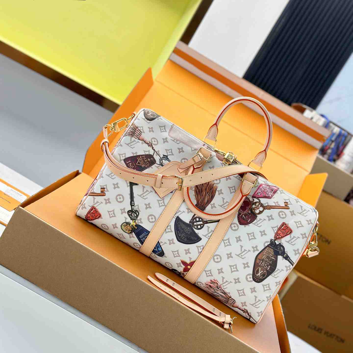 Louis Vuitton Keepall Bandoulière 45 M28780 - DesignerGu