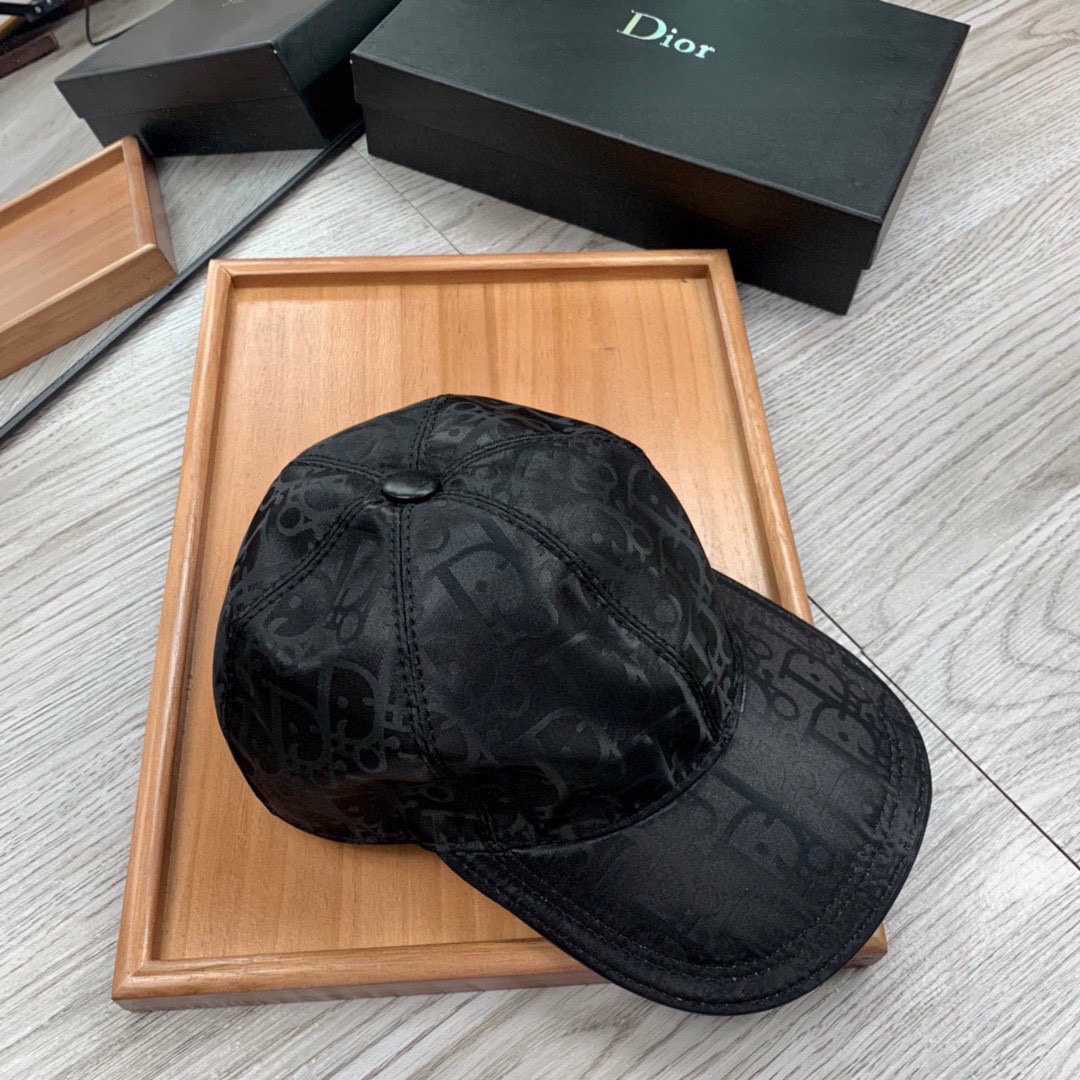 Dior Patterned Baseball Cap - DesignerGu