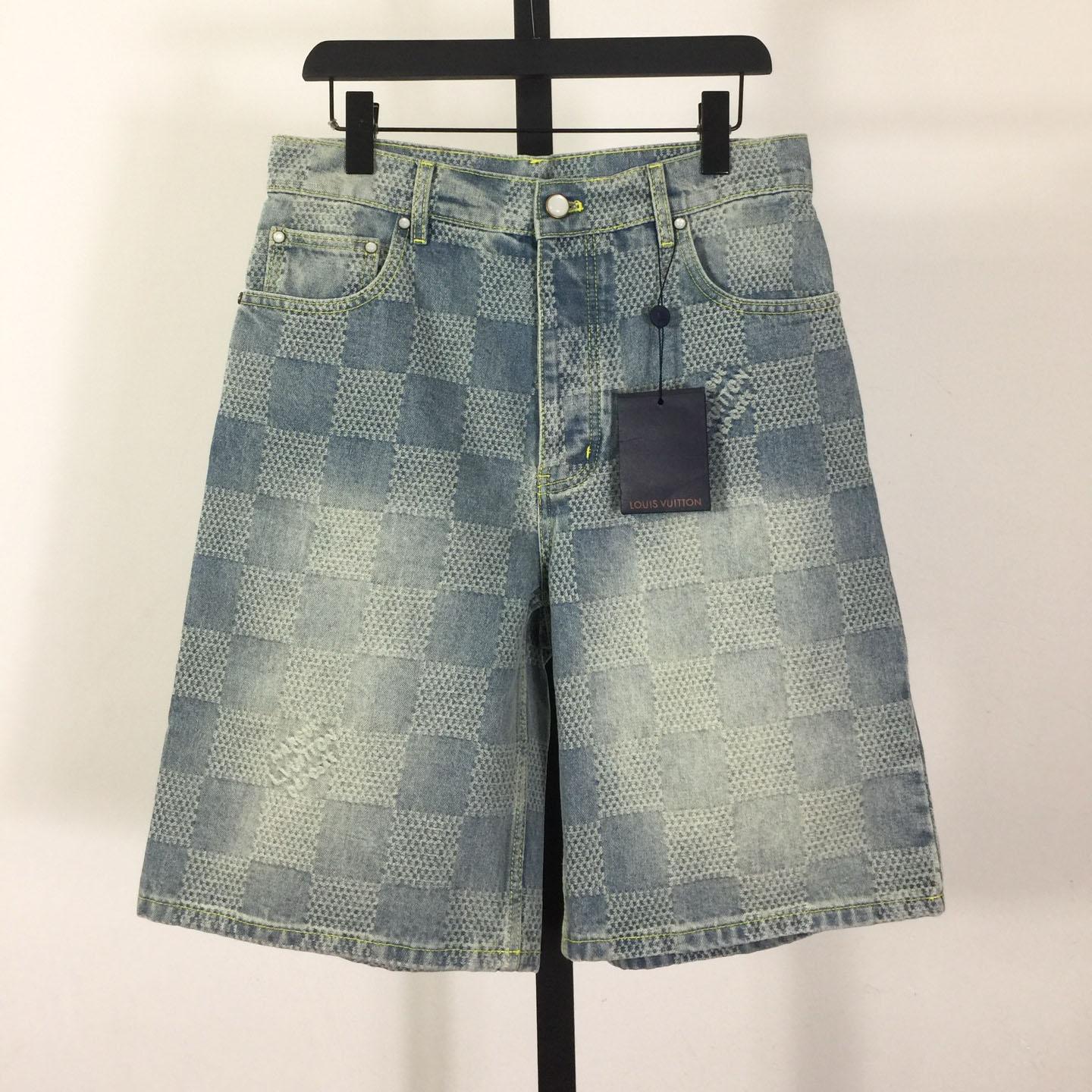 Louis Vuitton Damier 3D Light Denim Shorts 1AHVDS - DesignerGu