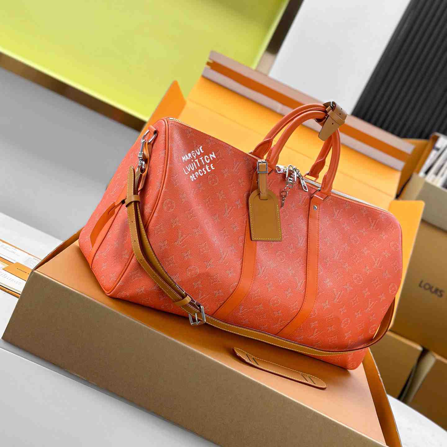 Louis Vuitton Keepall Bandoulière 50 M26865 - DesignerGu