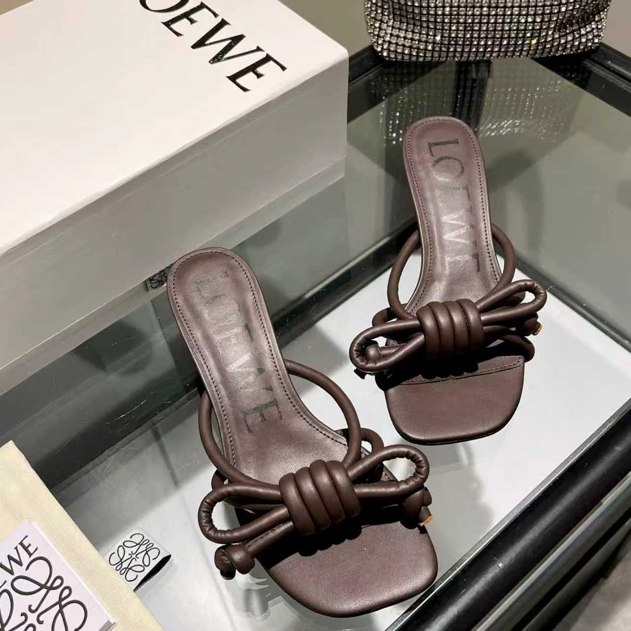 Loewe Flamenco Knot Sandal In Lambskin - DesignerGu