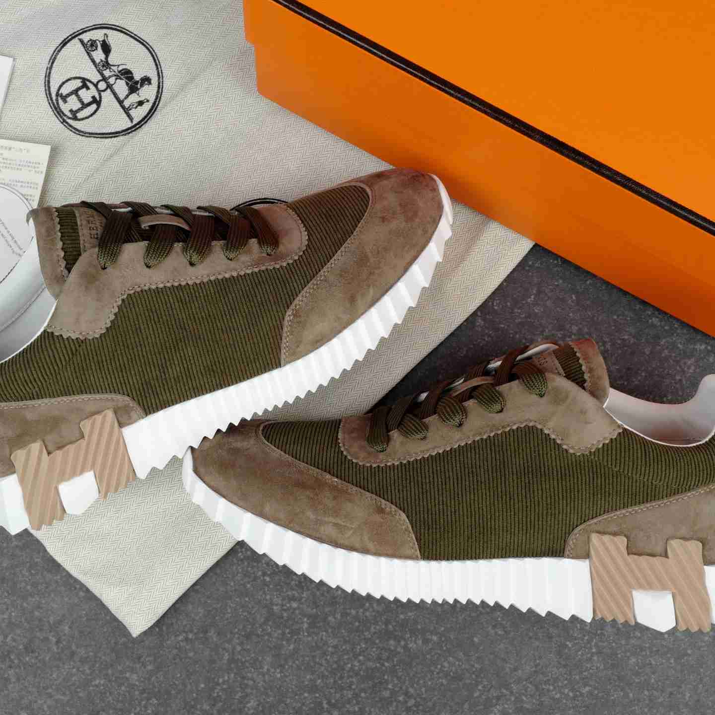 Hermes Bouncing Sneaker - DesignerGu