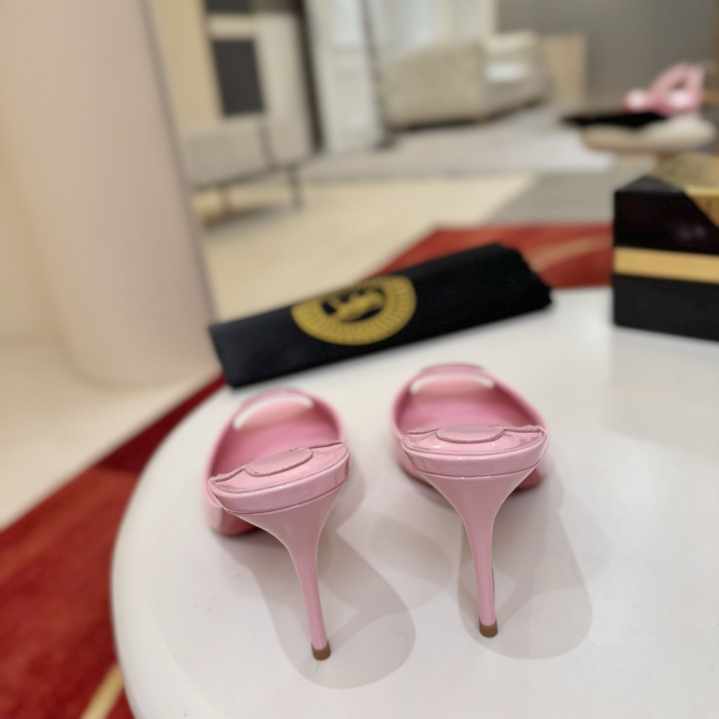 Christian Louboutin Me Dolly 100MM Patent Leather Mules - DesignerGu
