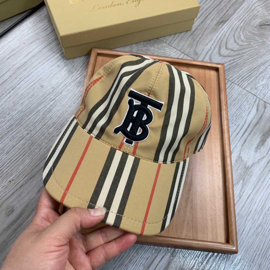 Burberry TB Icon Stripe Baseball Cap - DesignerGu