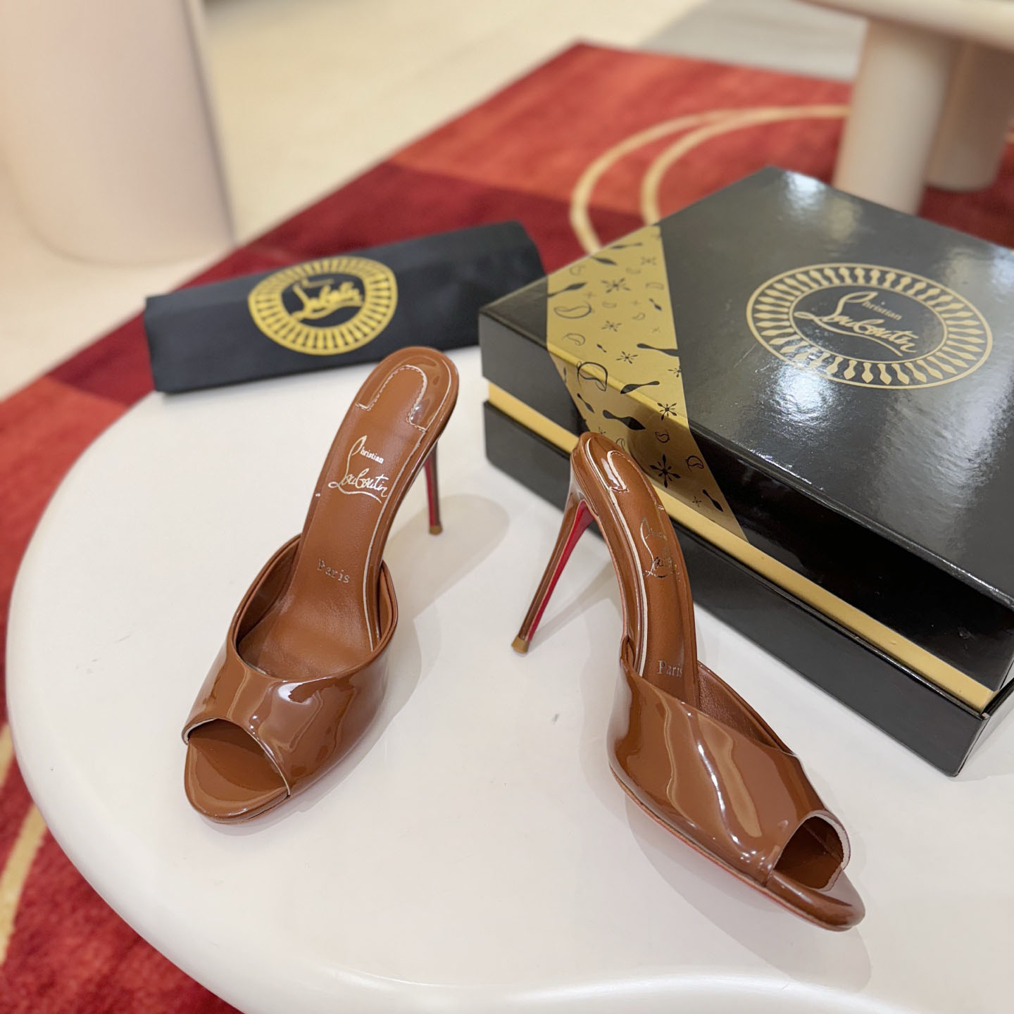 Christian Louboutin Me Dolly 100MM Patent Leather Mules - DesignerGu