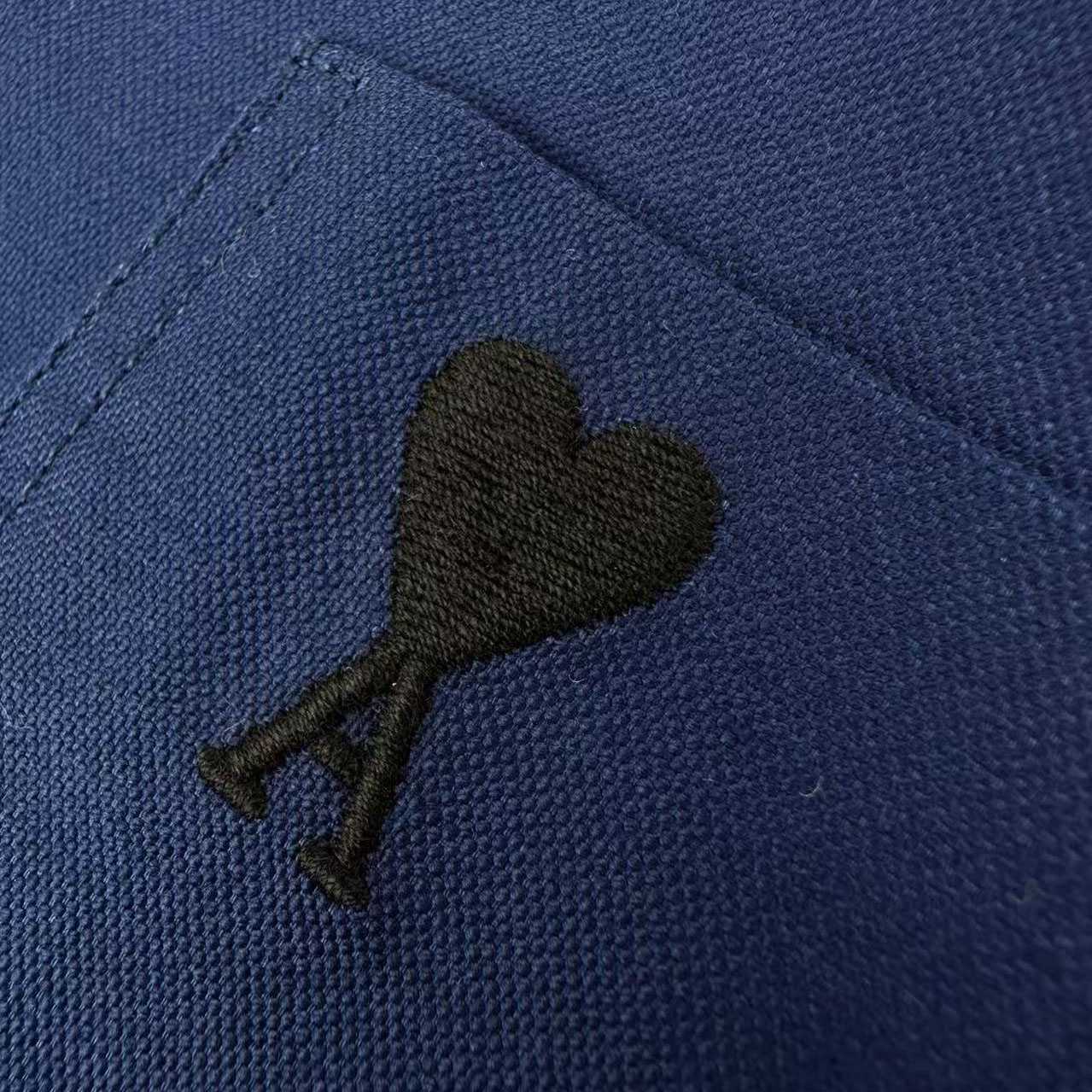 AMI Paris Ami De Coeur Logo-Embroidered Shirt - DesignerGu