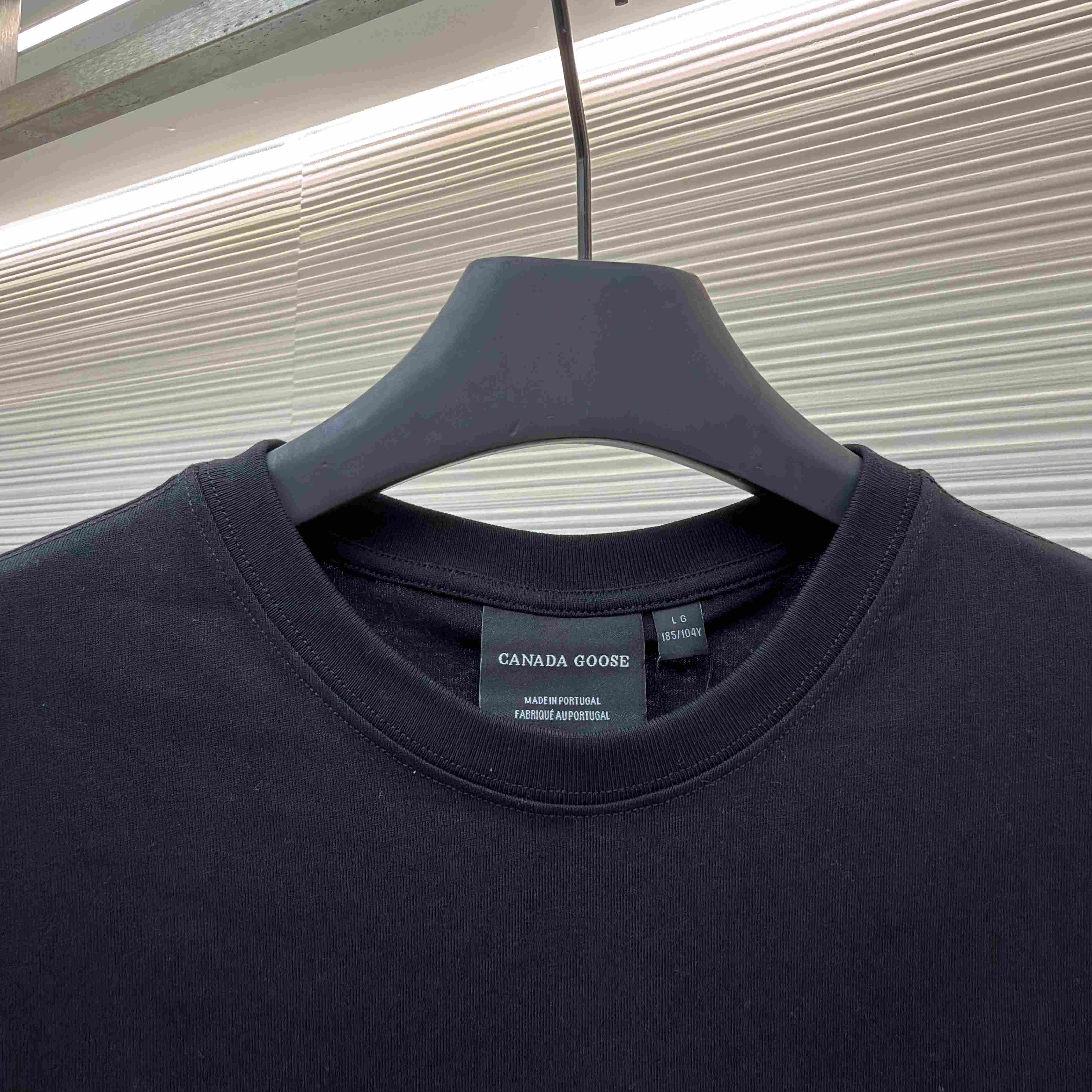 Canada Goose Logo-Embroidered T-shirt - DesignerGu