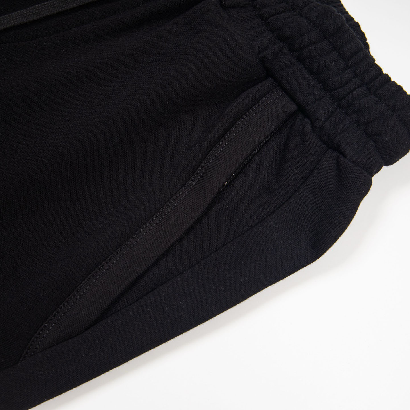 AMIRI Core Logo Short - DesignerGu