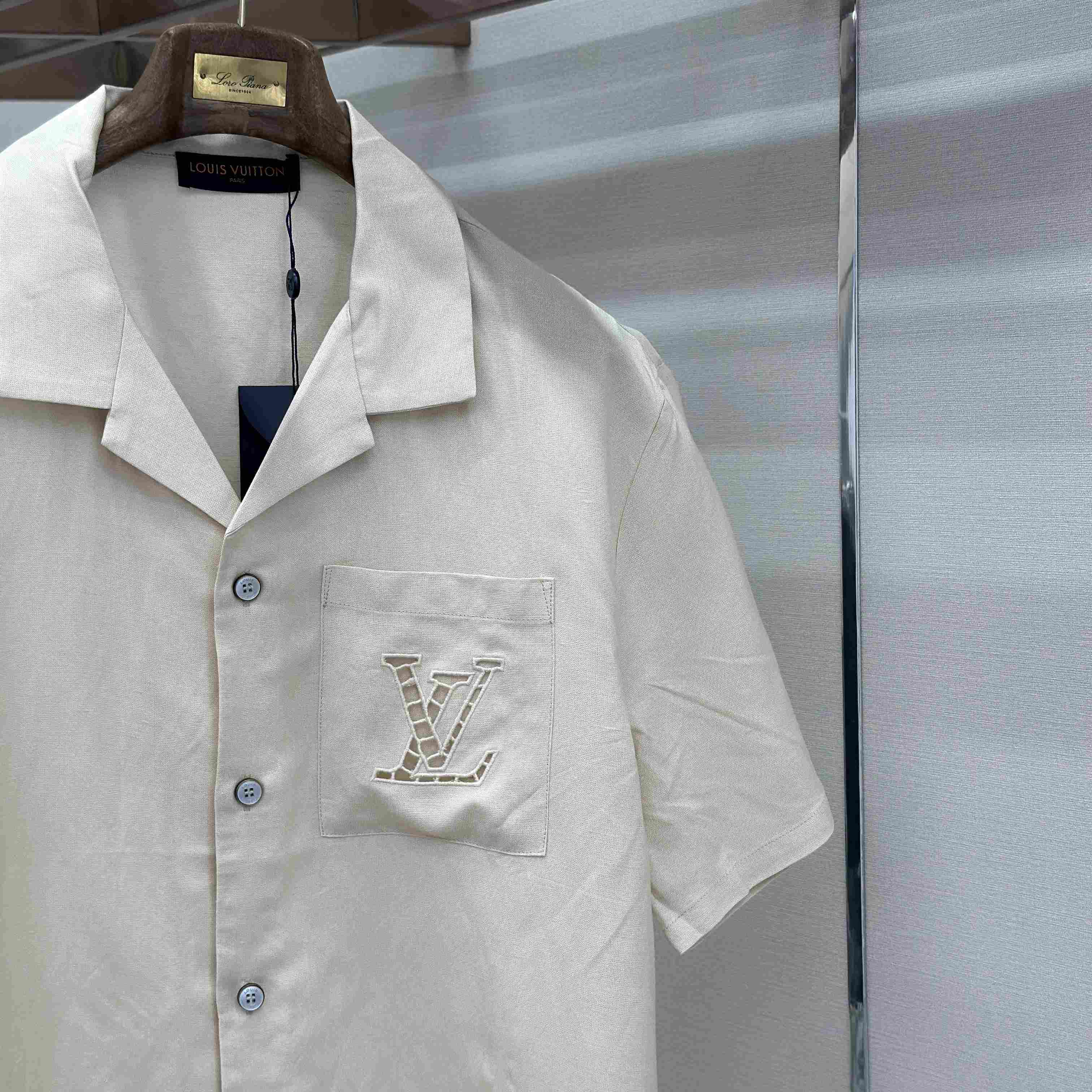 Louis Vuitton Embroidered Short-Sleeved Shirt - DesignerGu