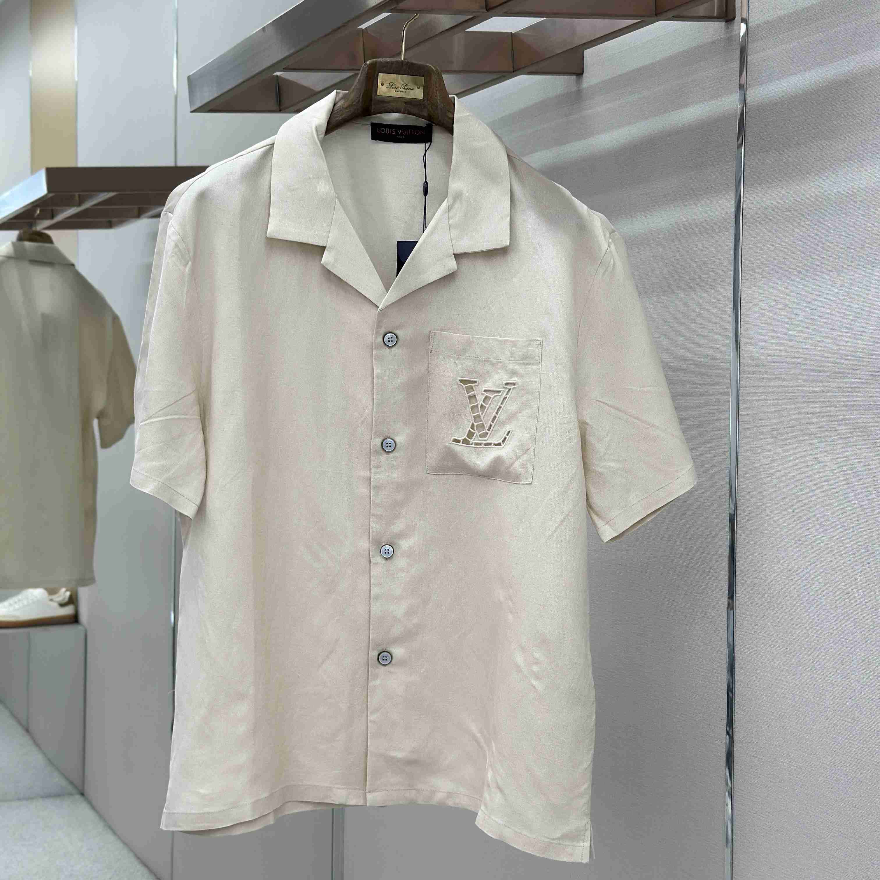 Louis Vuitton Embroidered Short-Sleeved Shirt - DesignerGu