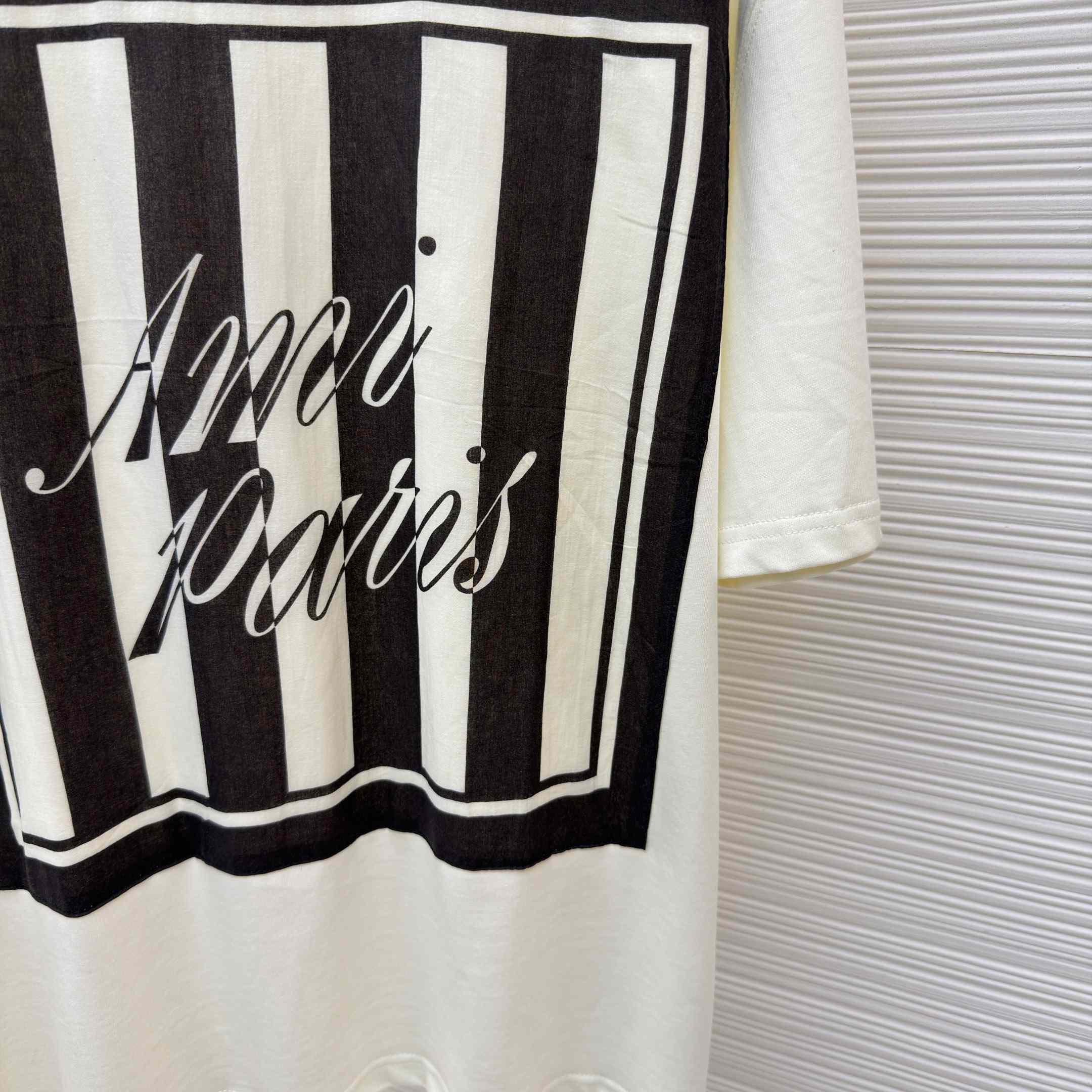 AMI Paris Logo-Print Striped-Patch T-shirt - DesignerGu