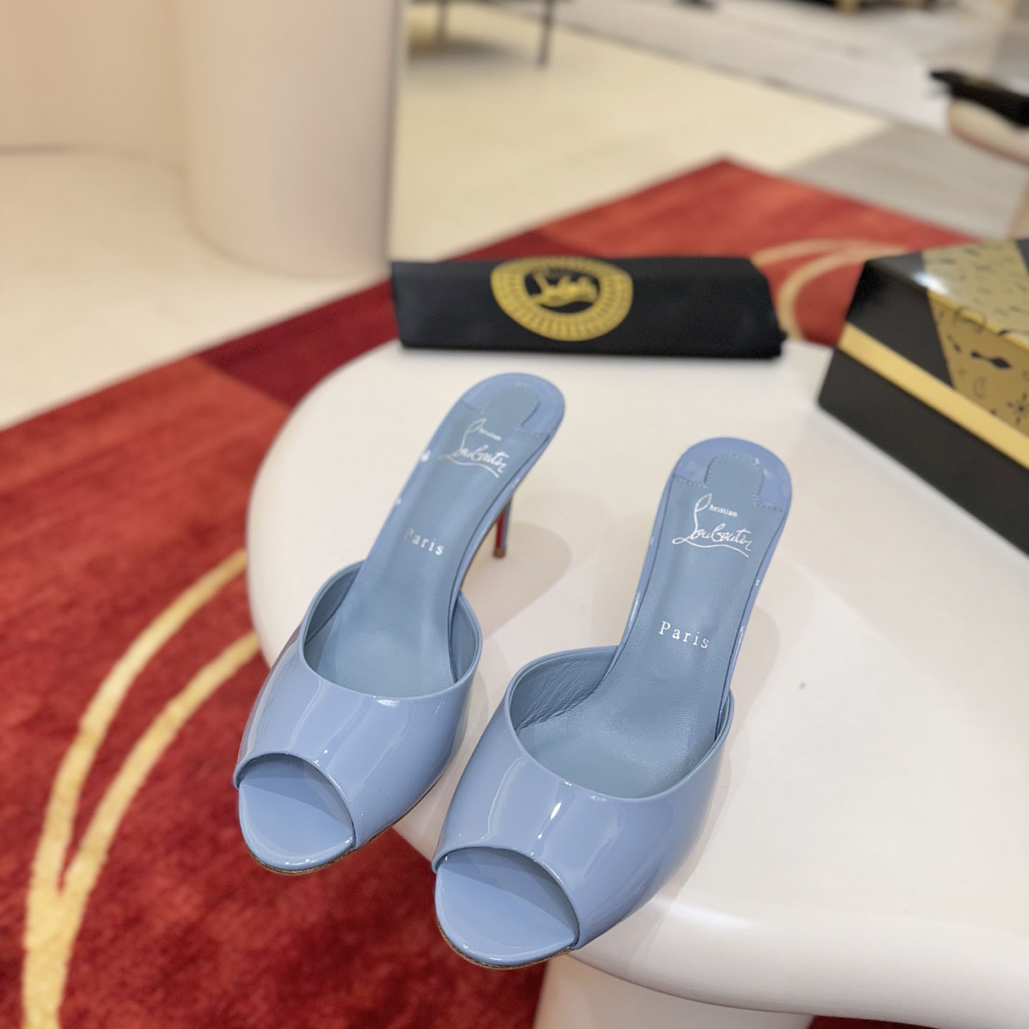 Christian Louboutin Me Dolly 100MM Patent Leather Mules - DesignerGu