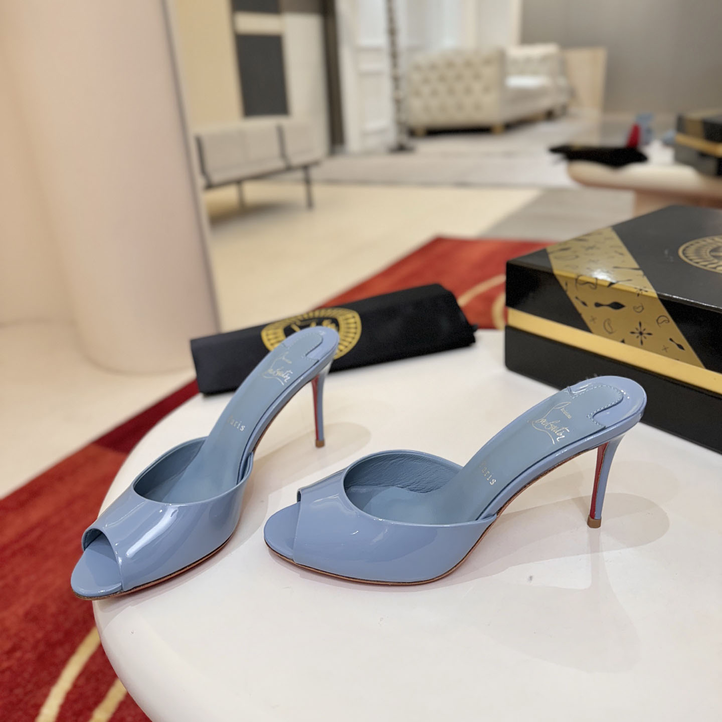Christian Louboutin Me Dolly 100MM Patent Leather Mules - DesignerGu